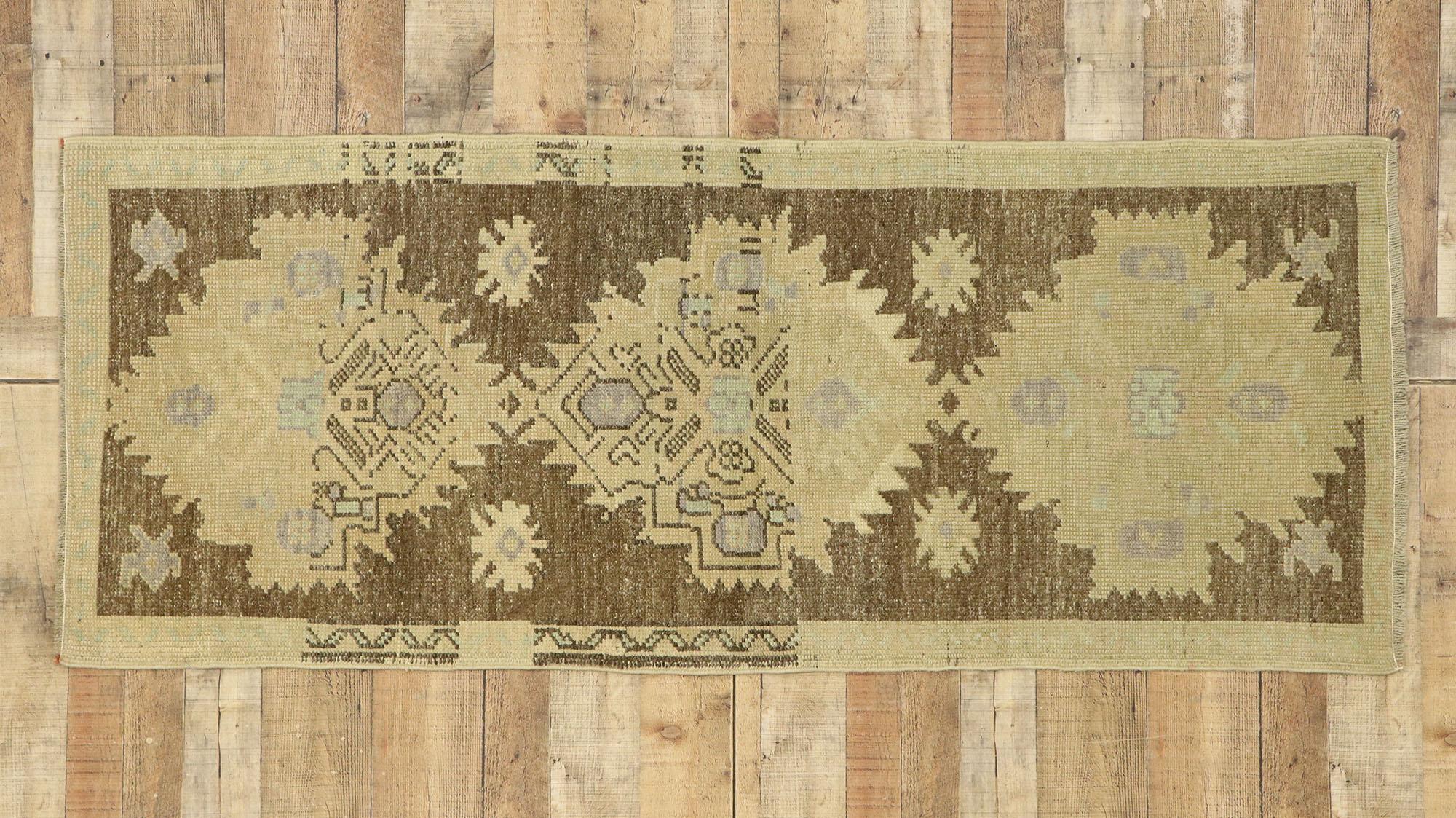 Vintage Turkish Oushak Accent Rug with Rustic Shaker Farmhouse Style For Sale 2