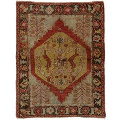 Vintage Turkish Oushak Accent Rug with Traditional Modern Style