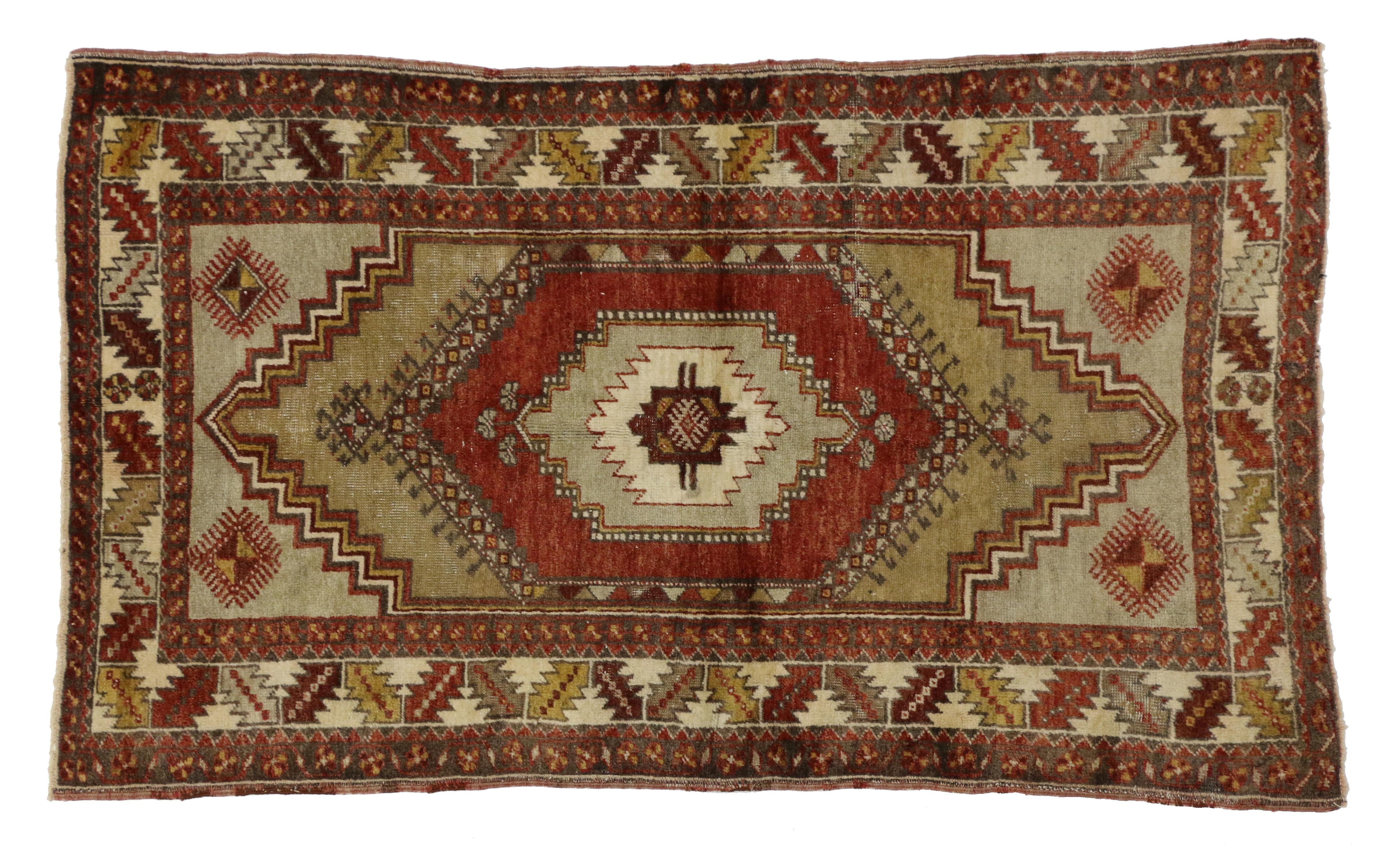 Vintage Turkish Oushak Accent Rug with Tribal Style In Good Condition For Sale In Dallas, TX