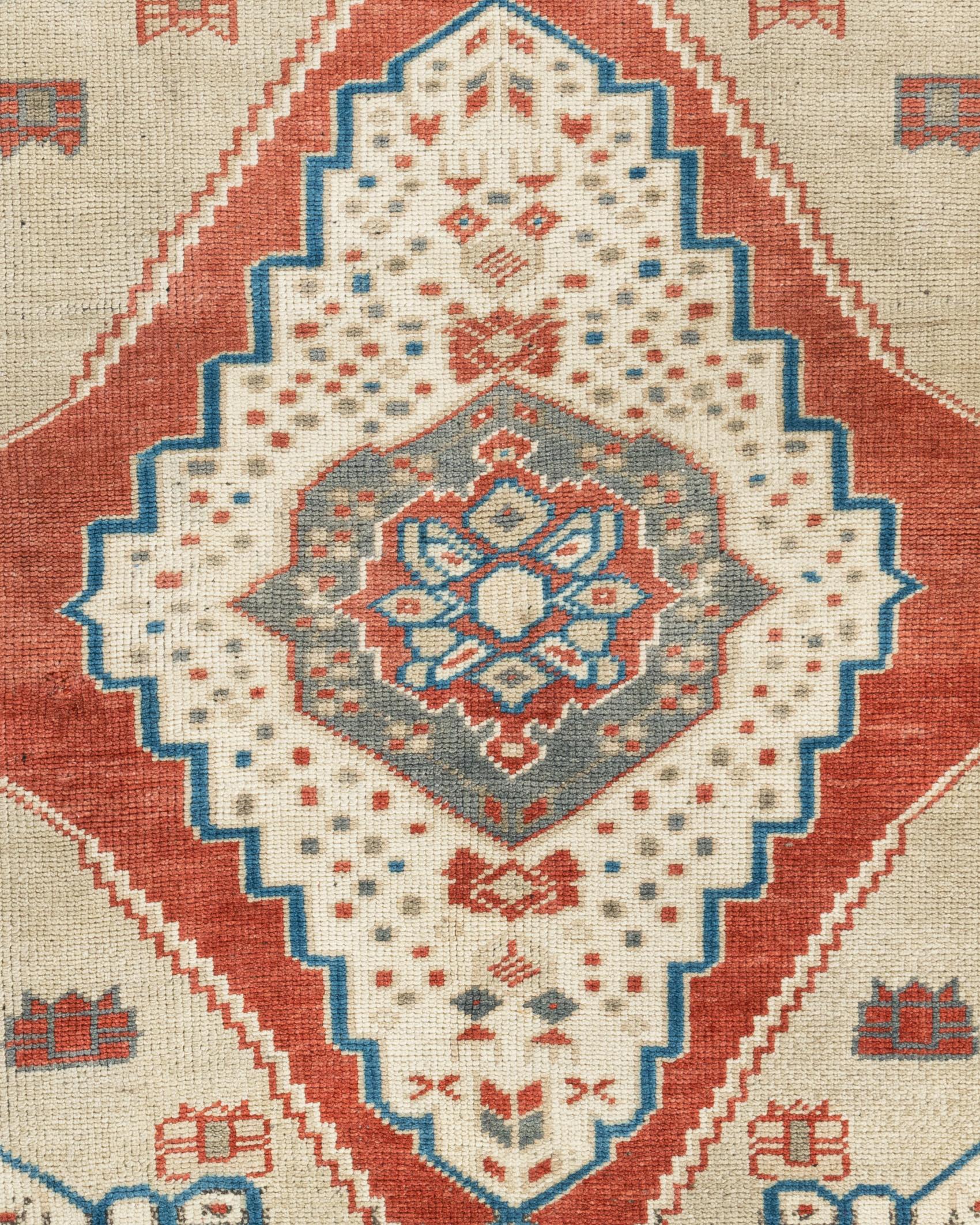 Türkischer Oushak-Teppich im Vintage-Look  2''11 x 3''9 im Zustand „Gut“ im Angebot in New York, NY