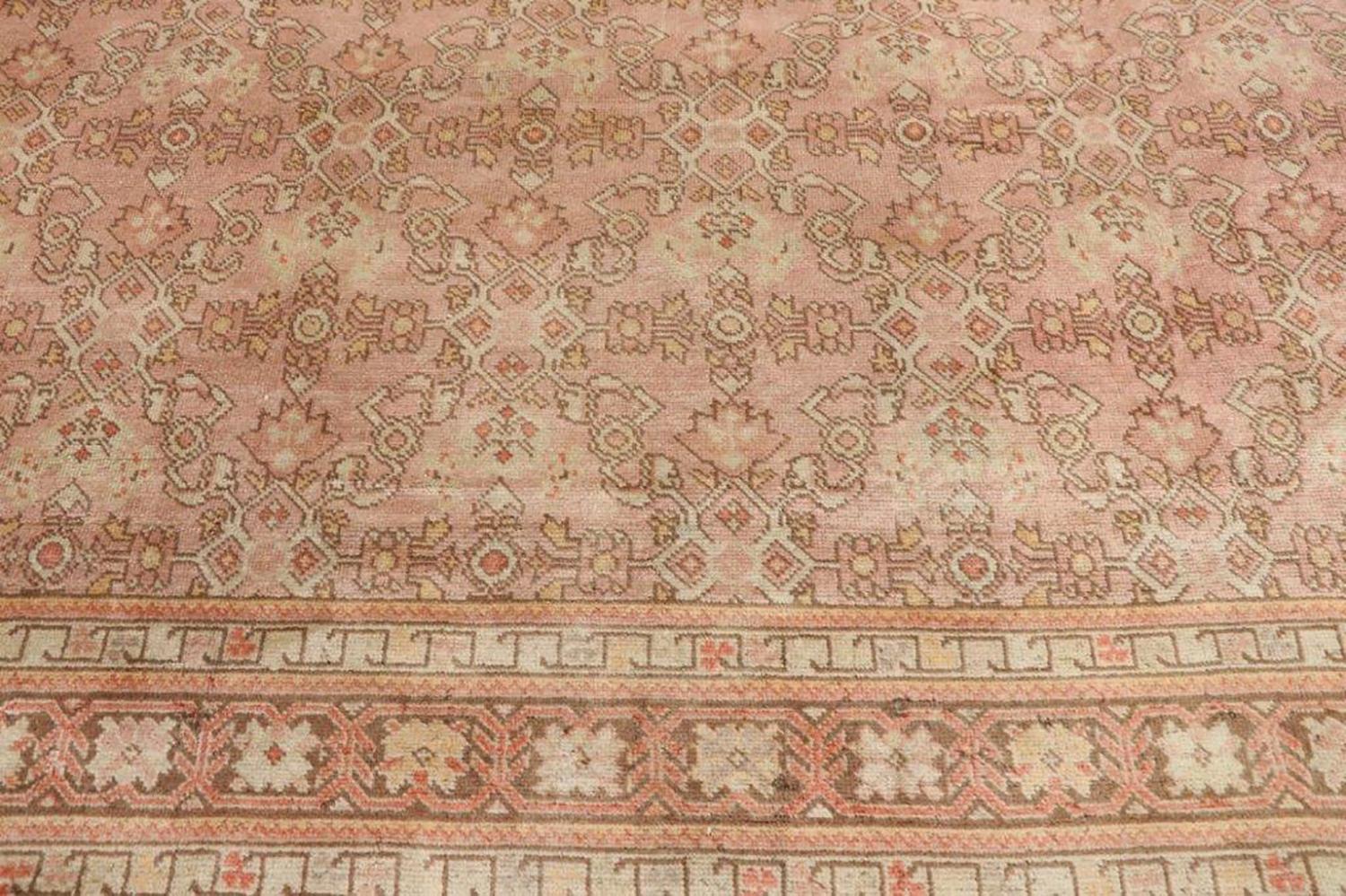 Vintage Turkish Oushak Area Rug with French Provincial Style For Sale 1
