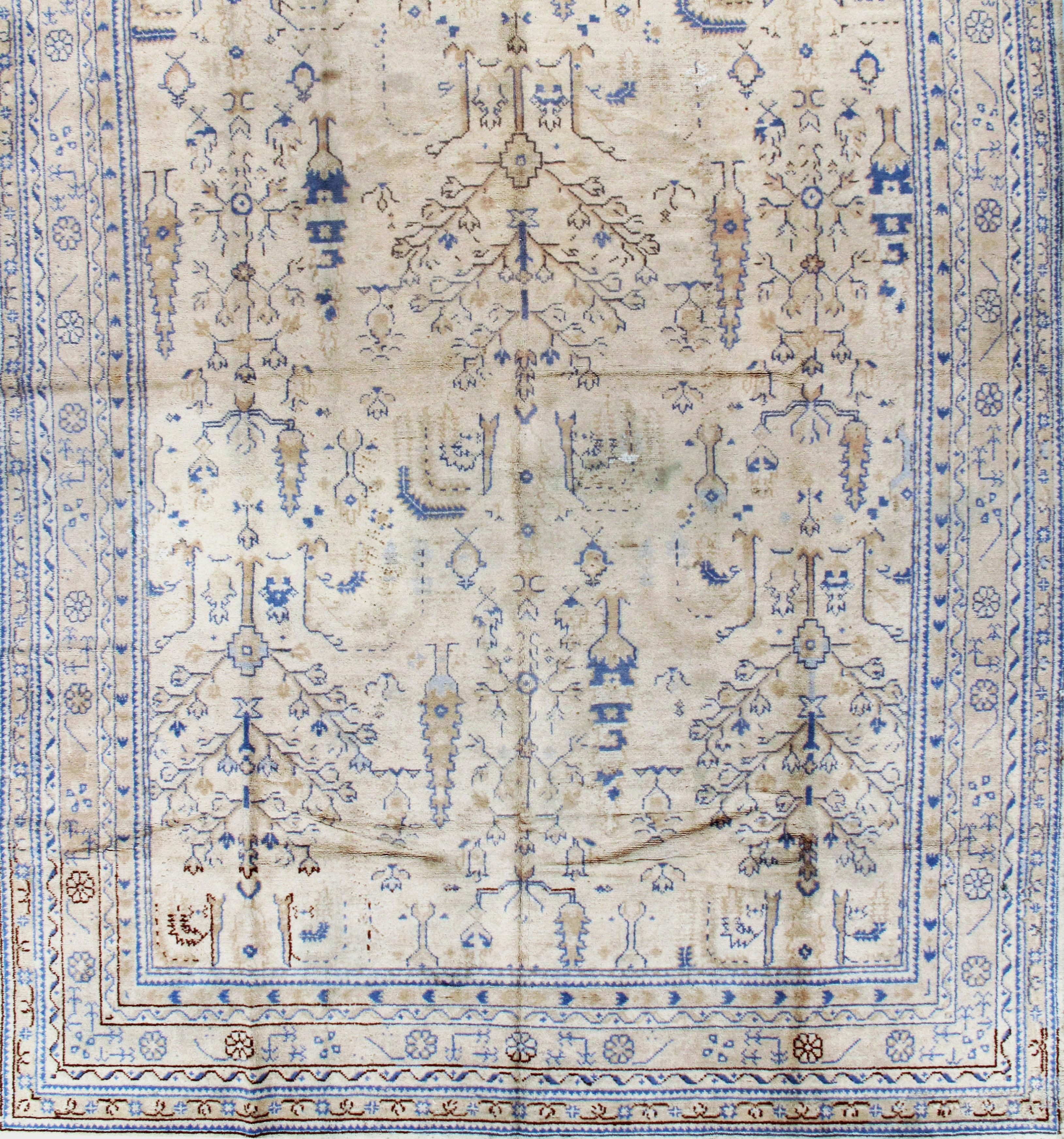 Vintage Turkish oushak carpet, Measures: 9'8