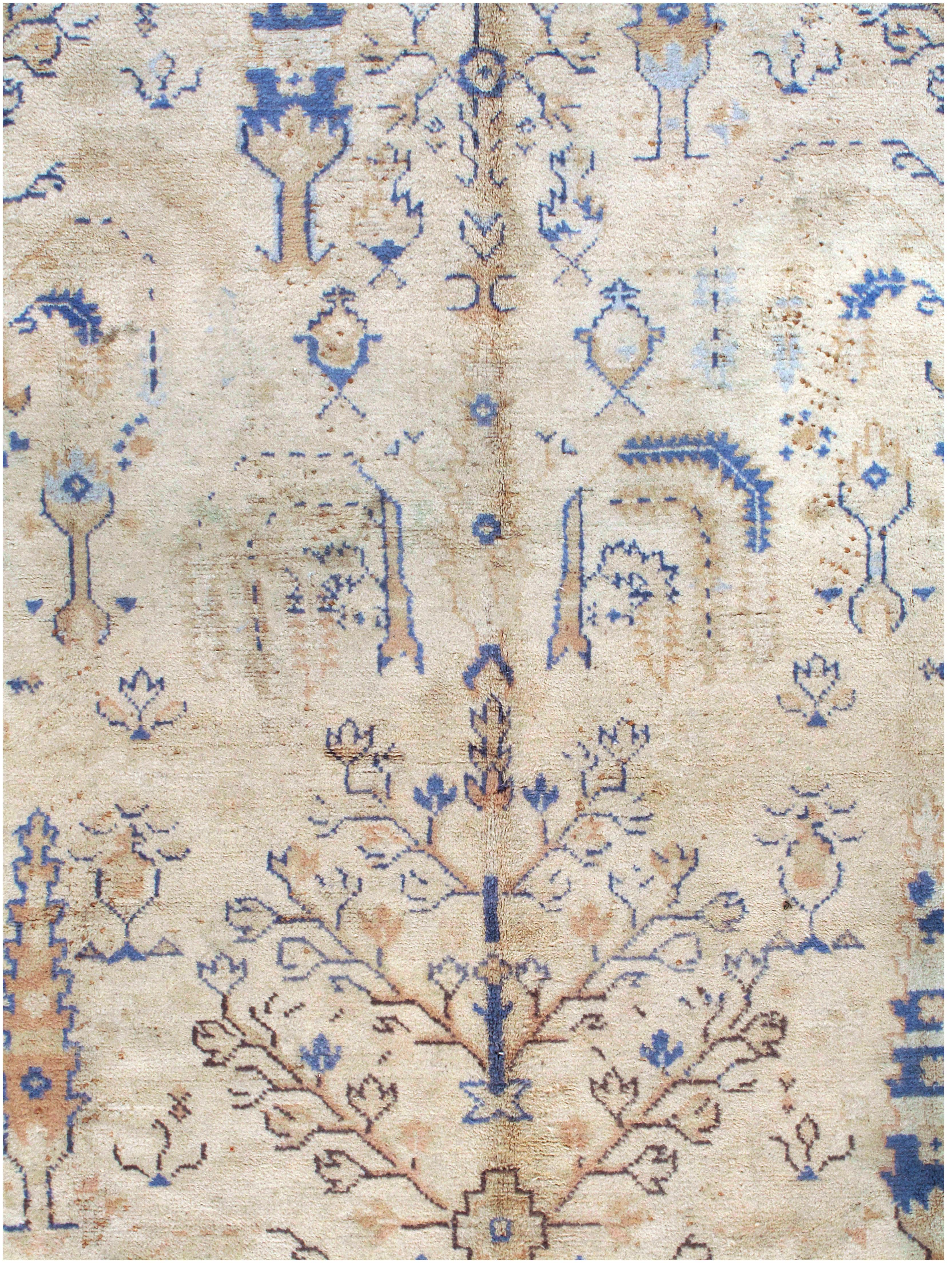 20th Century Vintage Turkish Oushak Carpet  9'8 x 14'10 For Sale