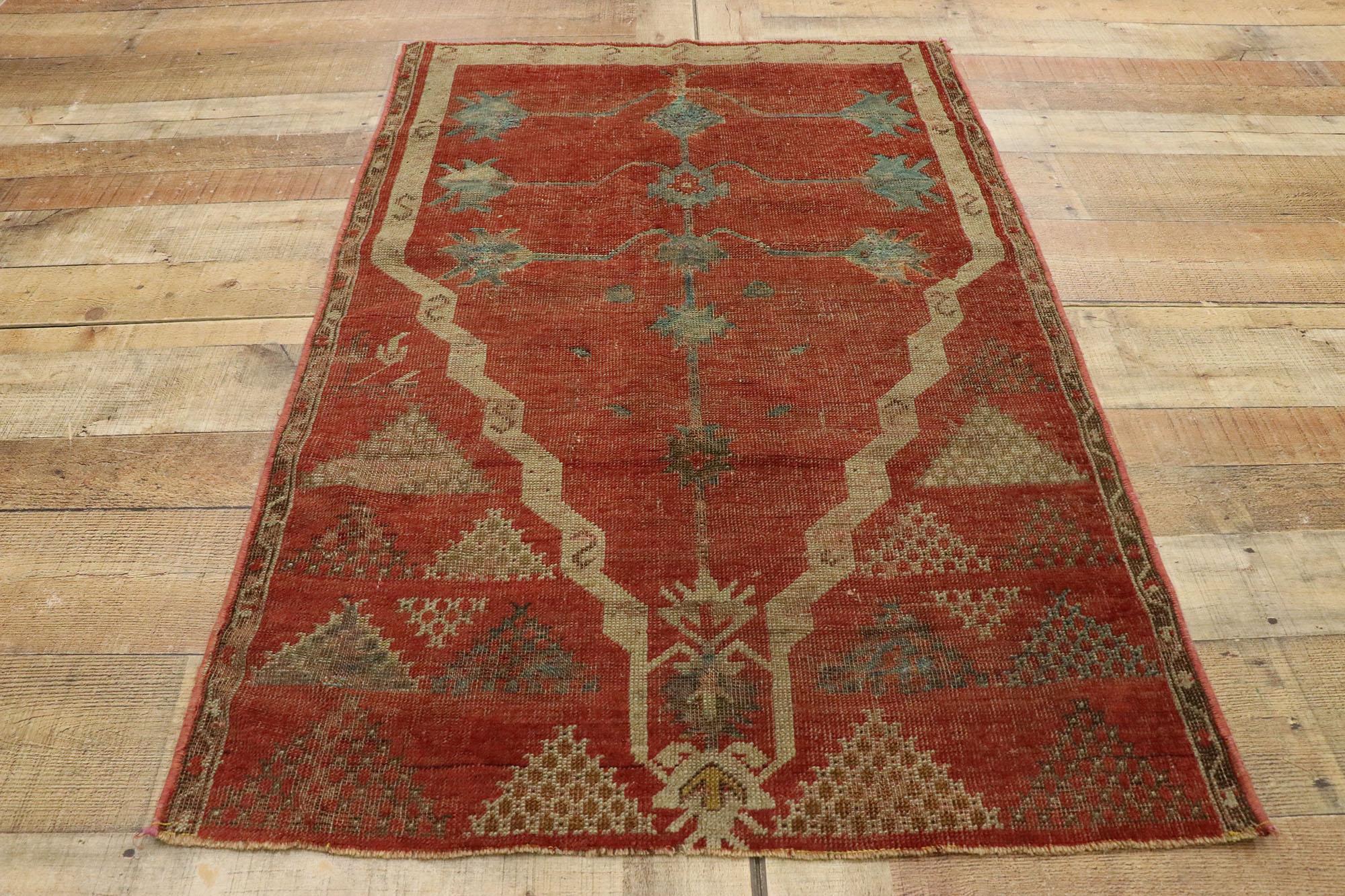 20th Century 1940’s Turkish Oushak Carpet with Traditional Style For Sale