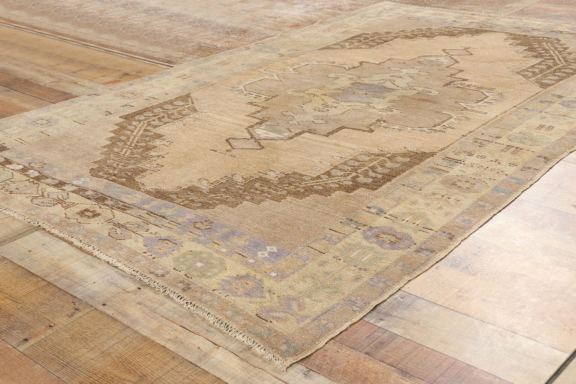 Vintage Turkish Oushak Carpet For Sale 1