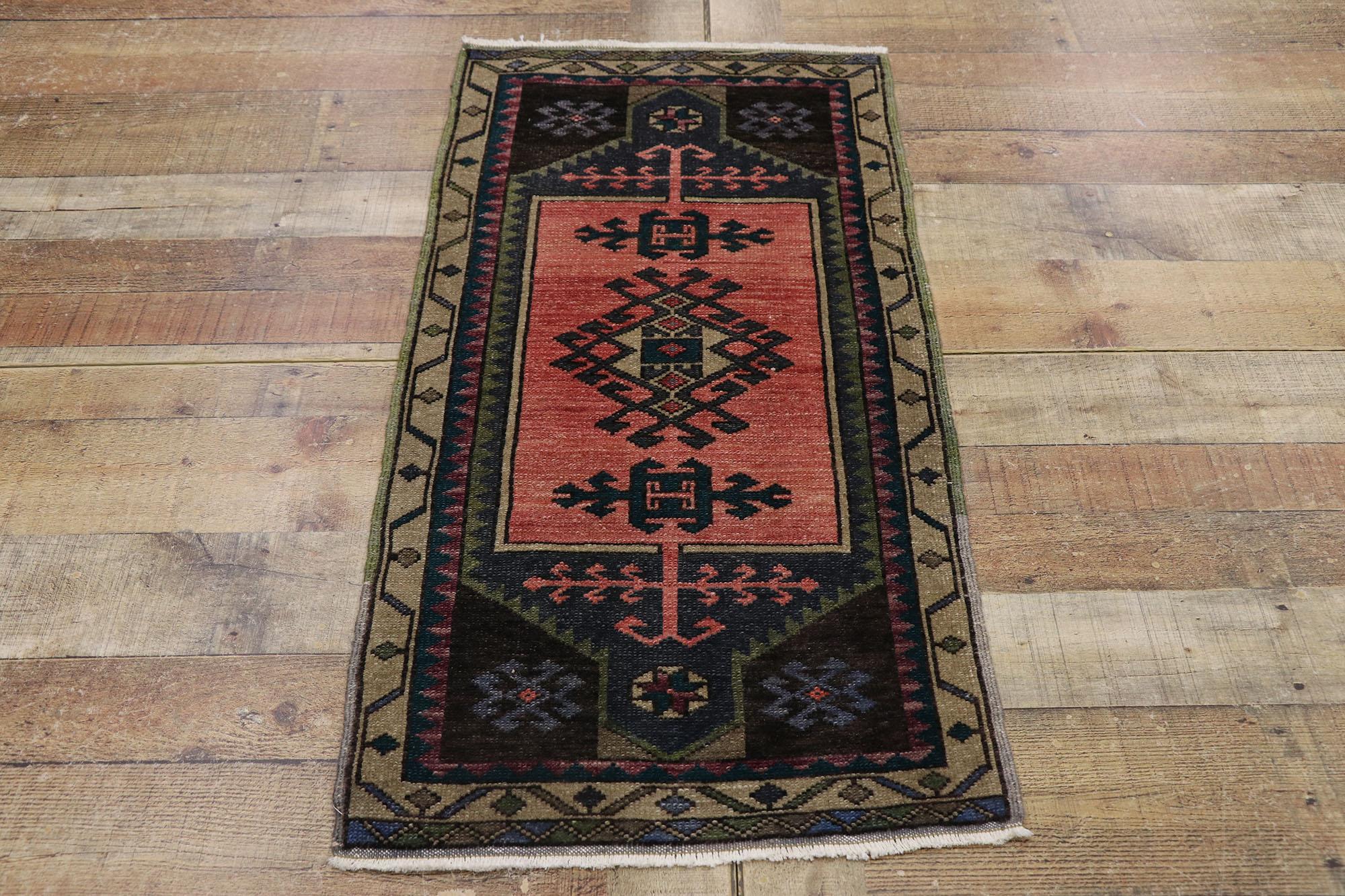 Türkischer Oushak-Teppich, Vintage im Angebot 1