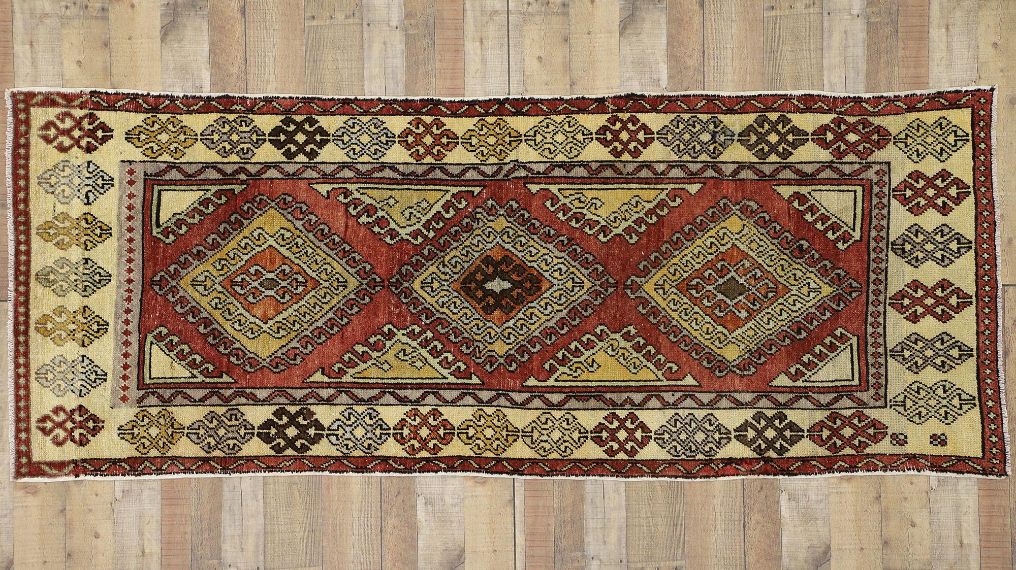 Vintage Turkish Oushak Carpet For Sale 1