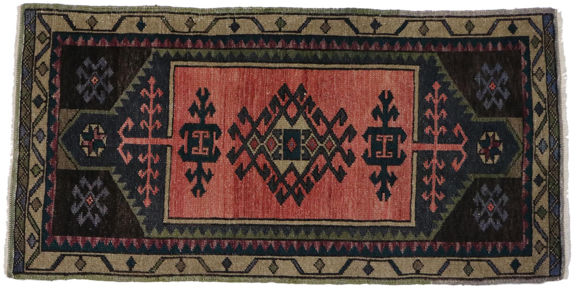 Türkischer Oushak-Teppich, Vintage im Angebot 3