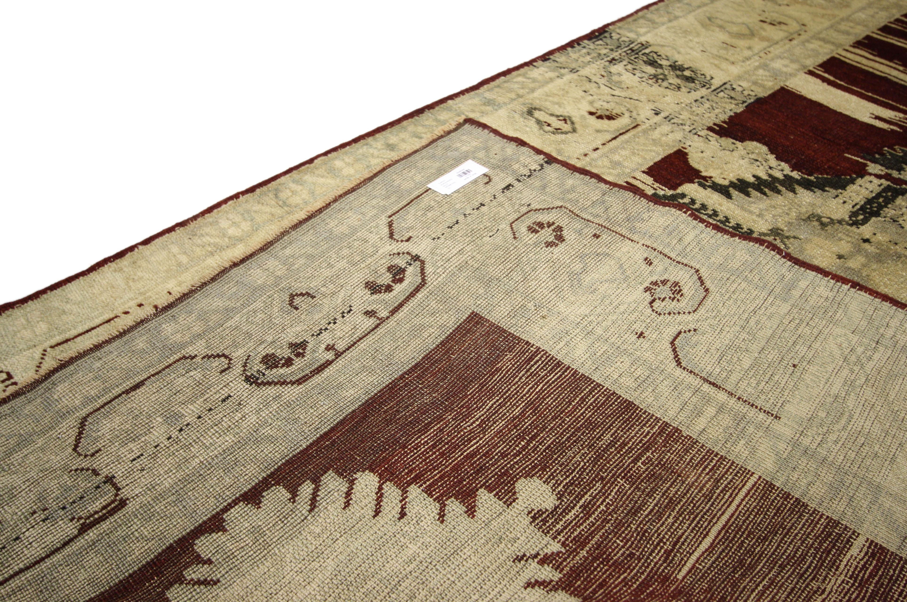 Vintage Turkish Oushak Carpet Runner with Modern Style, Hallway Runner In Good Condition For Sale In Dallas, TX
