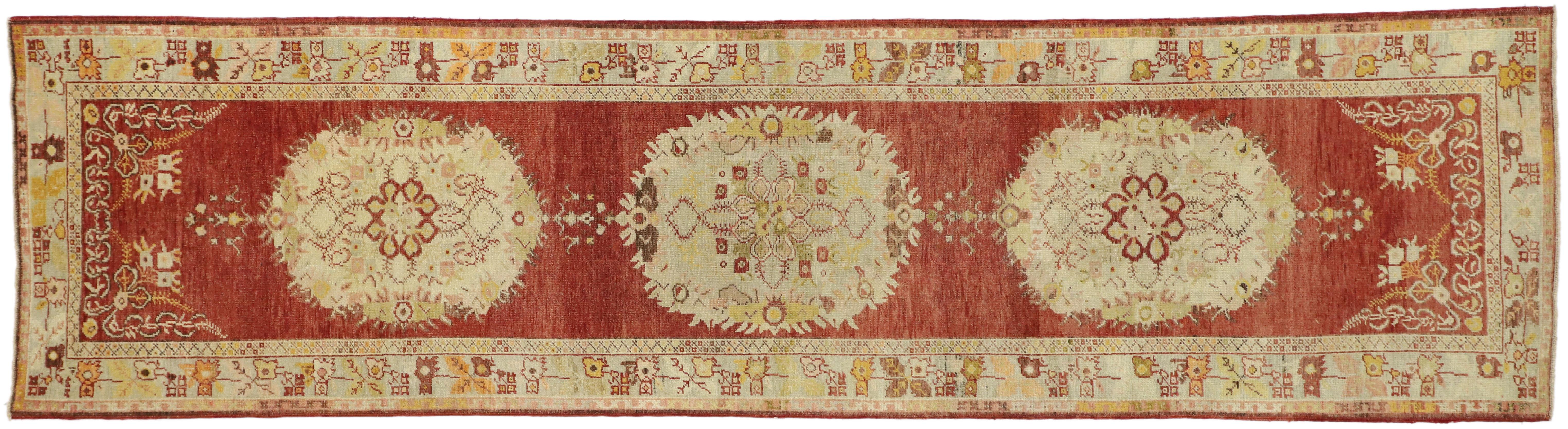 Alfombra de Pasillo Turca Oushak Roja Vintage, 03'04 x 12'07 en venta 2