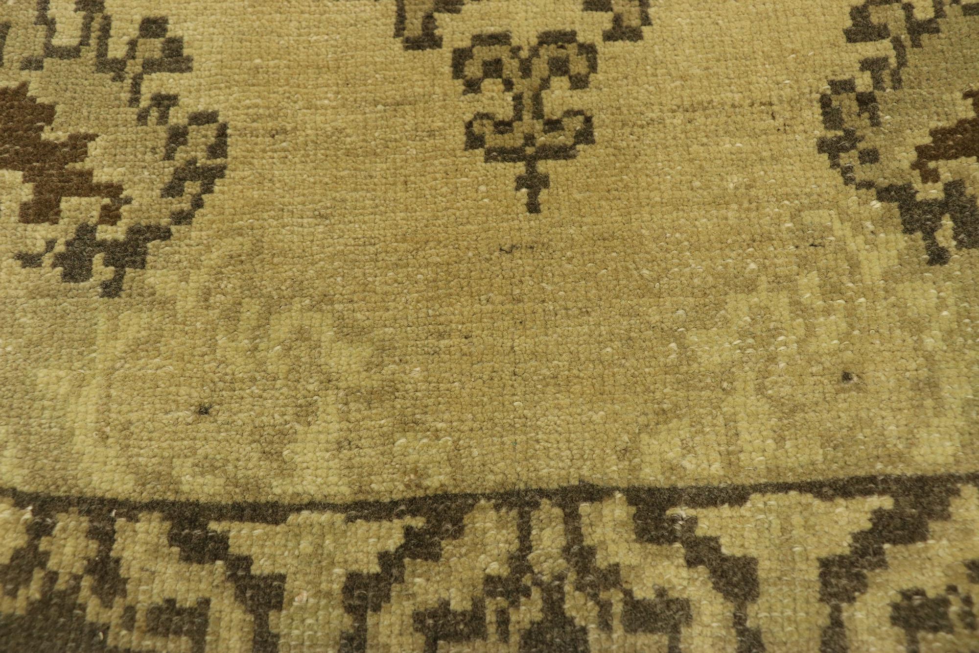 Noué à la main Tapis turc vintage Oushak, l'attrait intemporel rencontre la durabilité élégante en vente