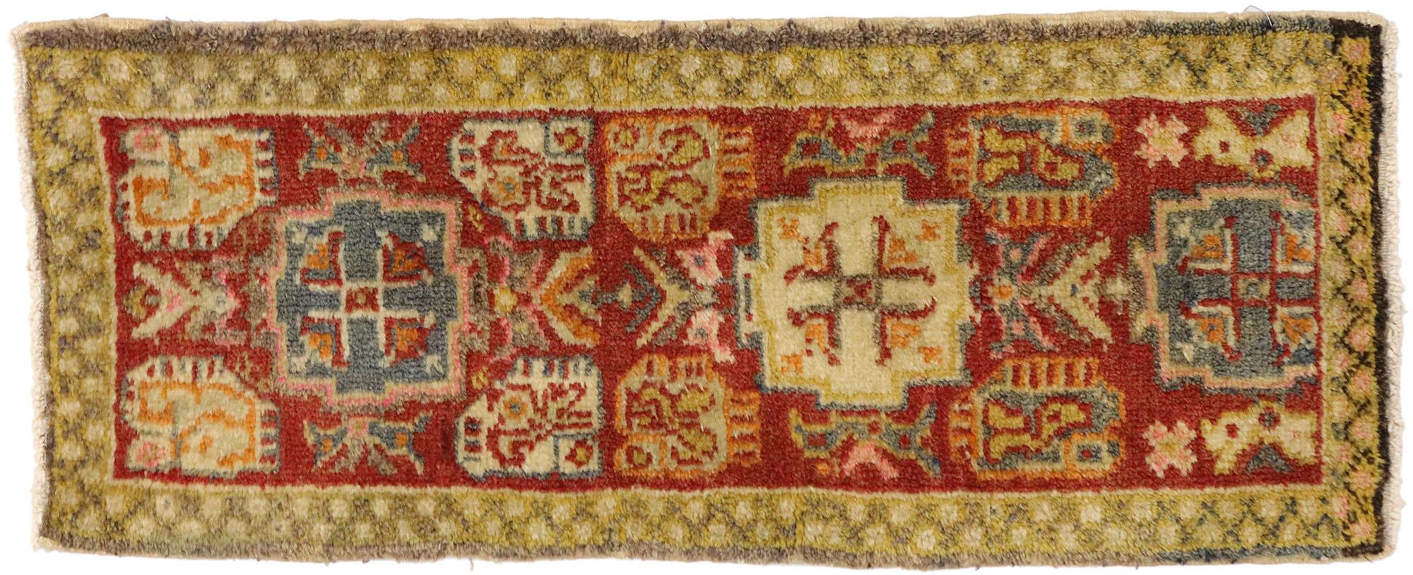 Türkischer Oushak-Teppich im Vintage-Look, Timeless Appeal trifft auf stilvolle Langlebigkeit im Angebot 1