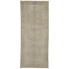 Tapis d'Oushak Gallery turc de style rustique et couleurs neutres