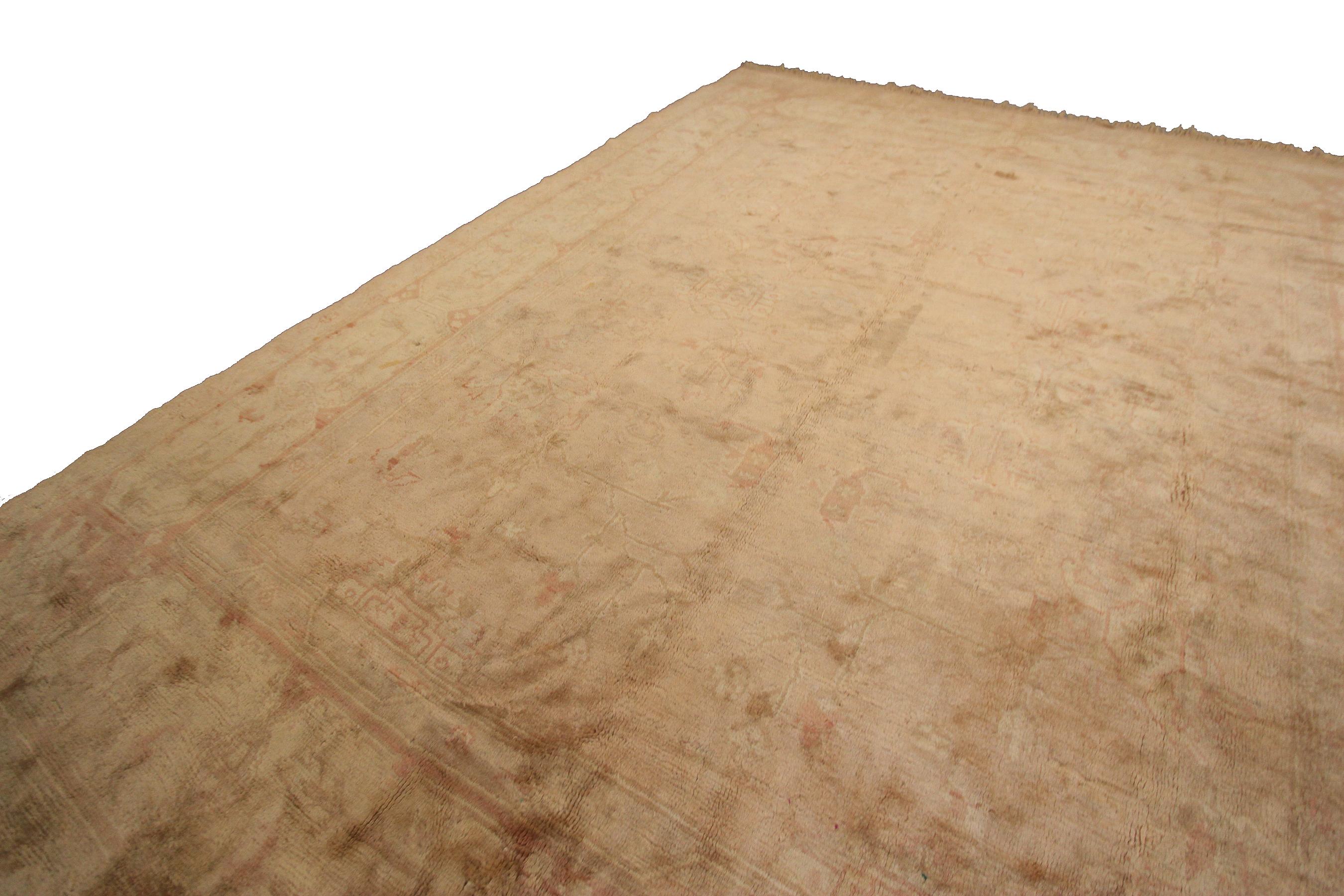Türkischer Oushak Geometrischer Oushak in Beige, handgefertigt (Ende des 20. Jahrhunderts) im Angebot