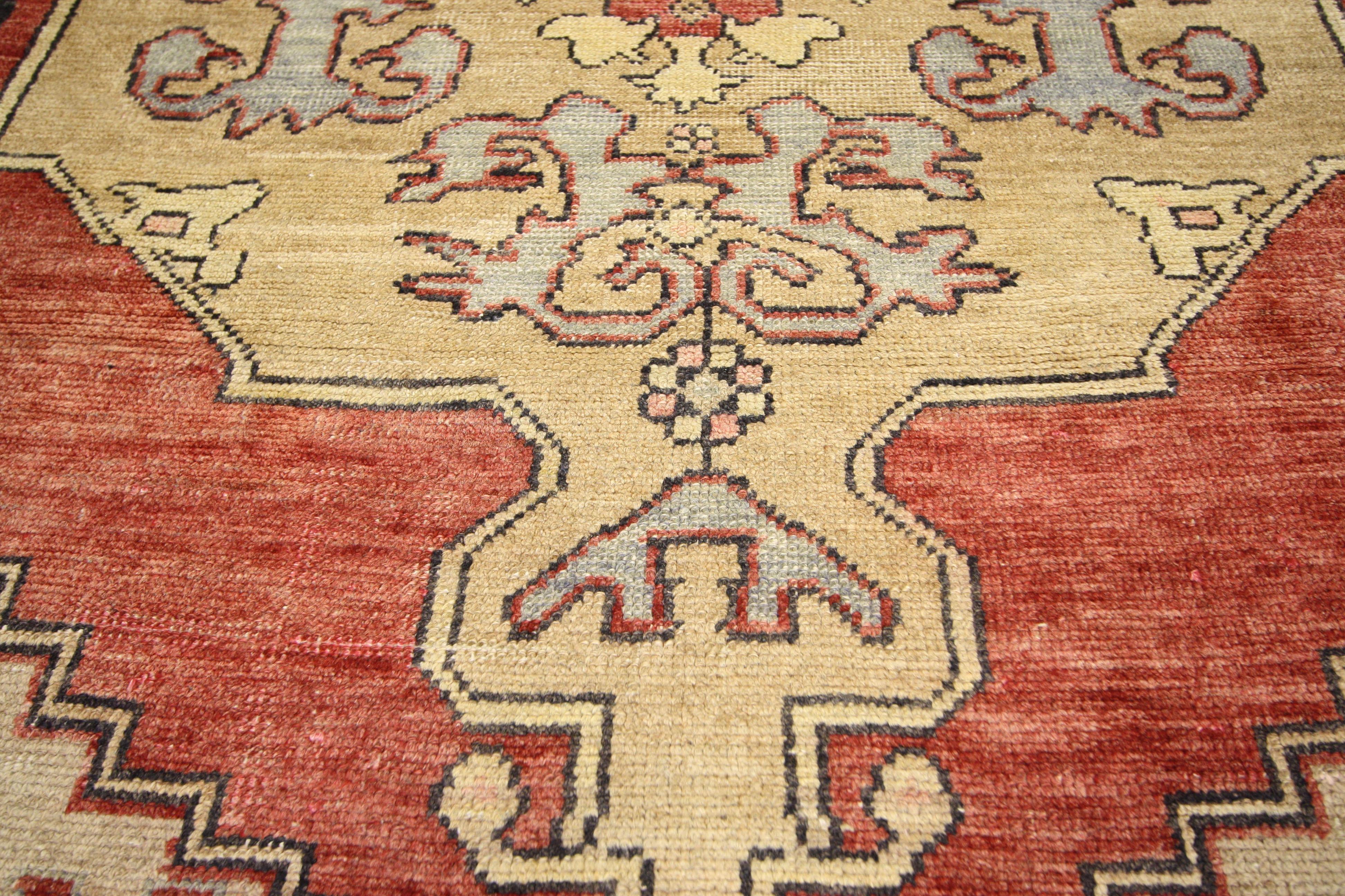 Vintage Turkish Oushak Hallway Runner with Arts & Crafts Style In Good Condition For Sale In Dallas, TX