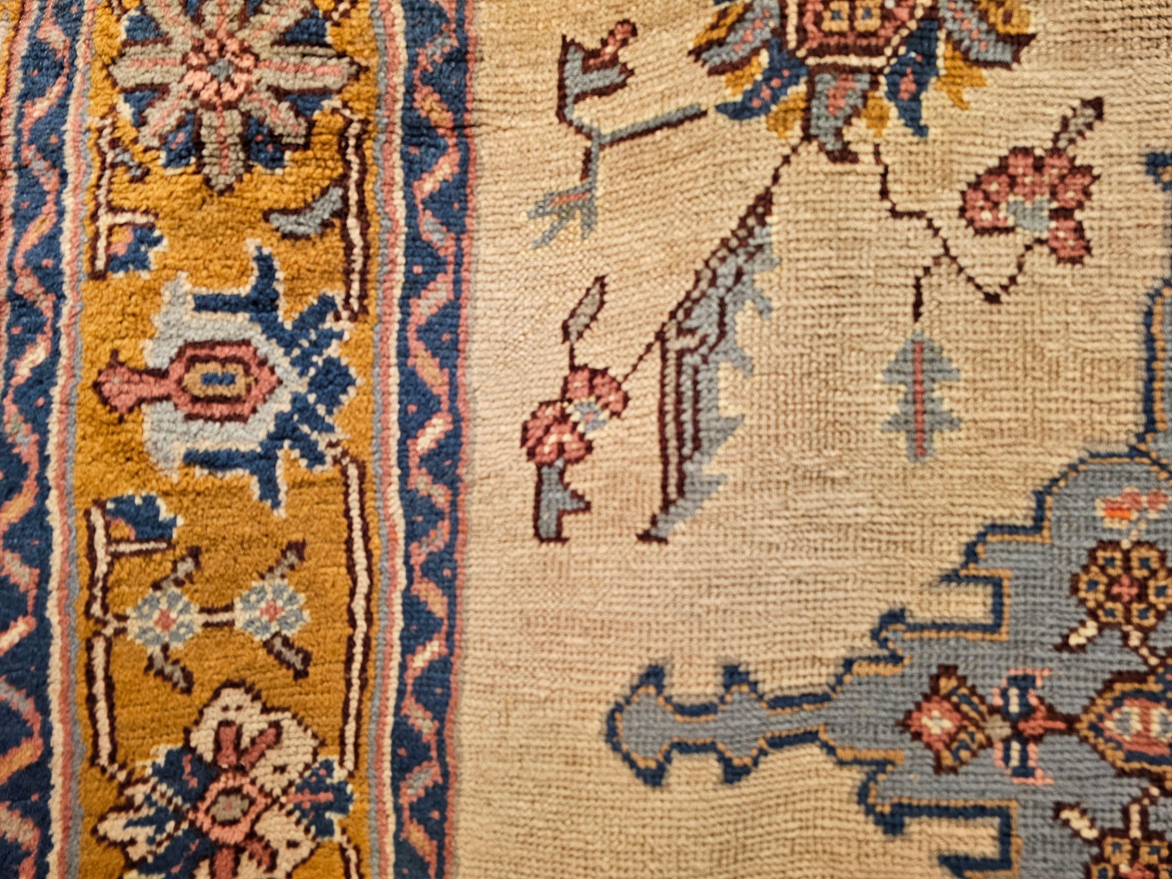 Türkischer Oushak im geometrischen Muster im Vintage-Stil im Angebot 3