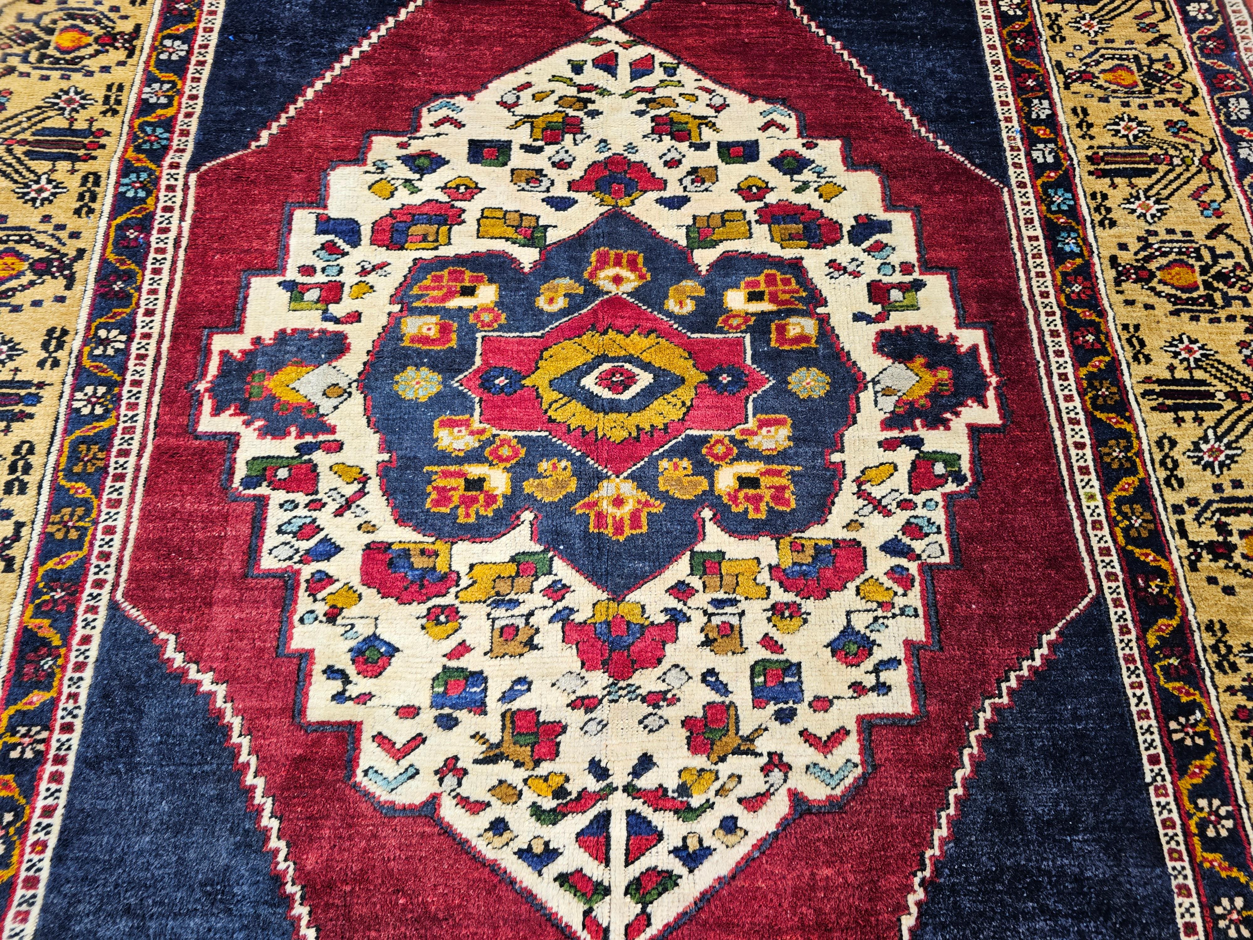 Oushak turc vintage à motif médaillon en bleu, rouge, gris, camel en vente 3