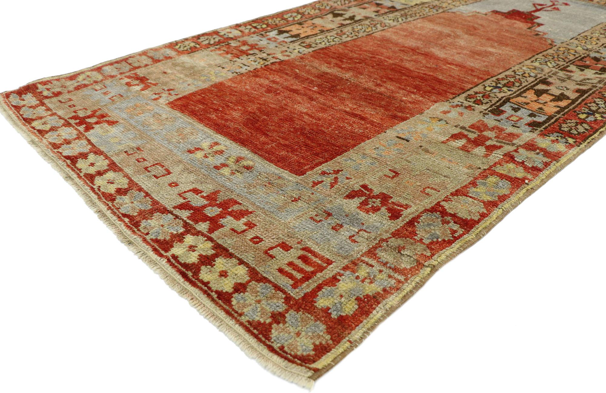 52748 vintage Turkish Oushak Prayer rug, Anatolian Prayer rug. Immersed in Anatolian history and refined colors, this hand knotted wool vintage Turkish prayer rug combines simplicity with sophistication. It features a mihrab niche with a Rams Horn