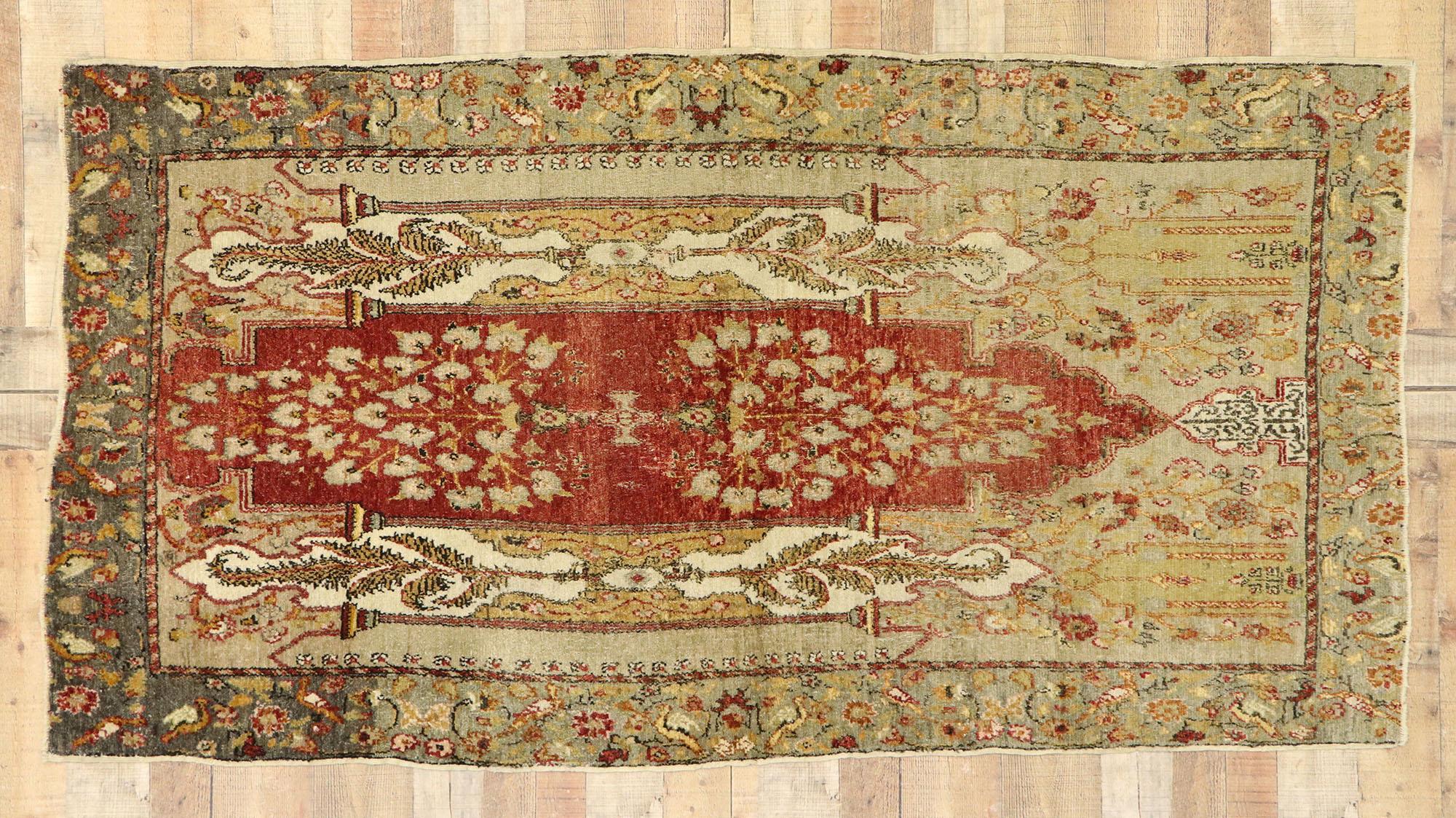 Vintage Turkish Oushak Prayer Rug with Rustic Tuscan Style For Sale 3