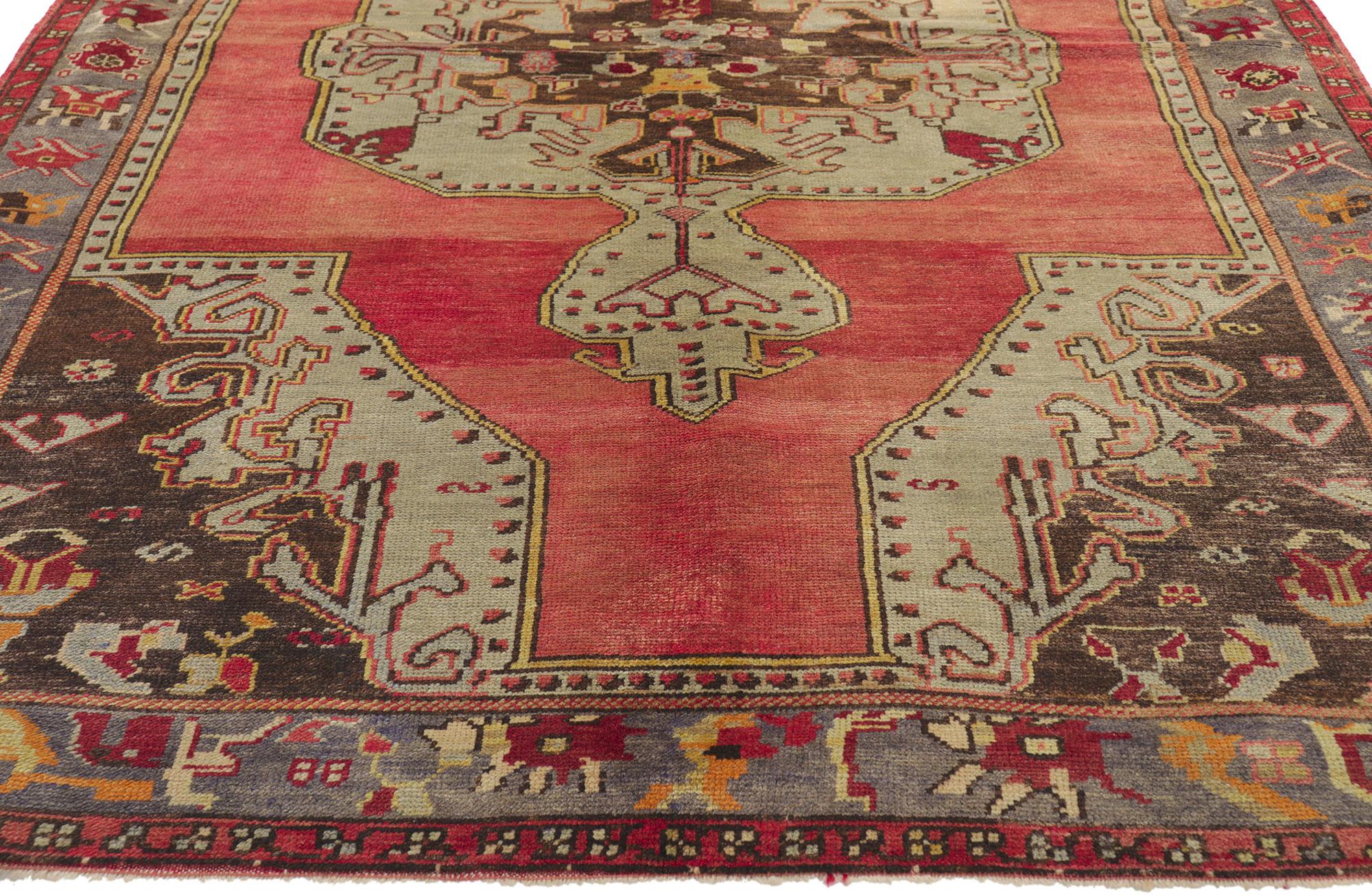 Türkischer Oushak-Teppich im Vintage-Stil, 04'08 x 07'02 im Zustand „Gut“ im Angebot in Dallas, TX