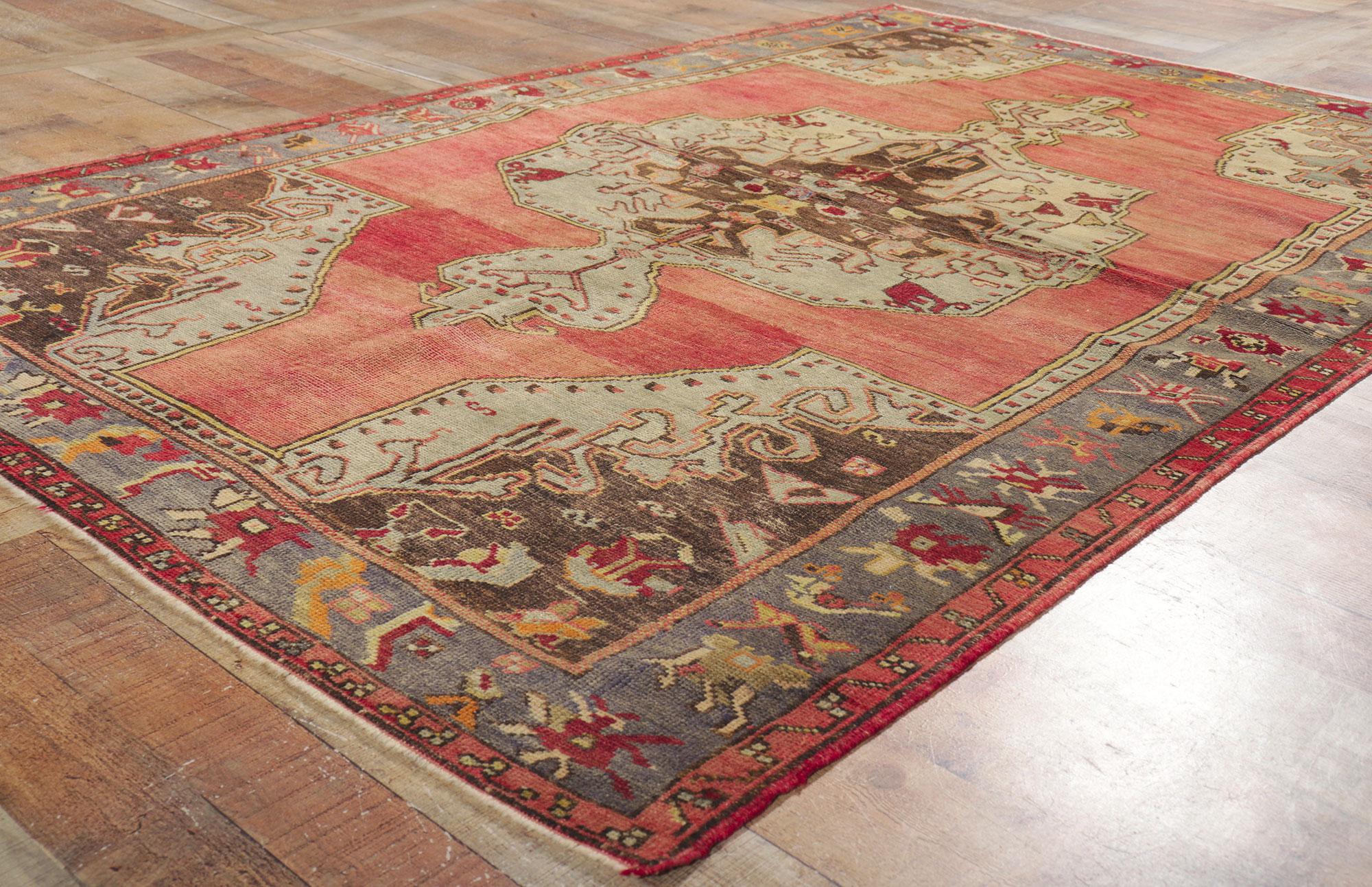 Türkischer Oushak-Teppich im Vintage-Stil, 04'08 x 07'02 im Angebot 1