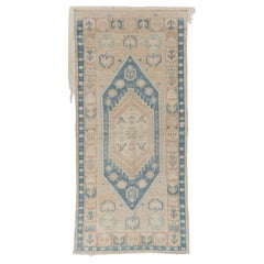 Türkischer Oushak-Teppich im Vintage-Stil, 2'11 x 6'5