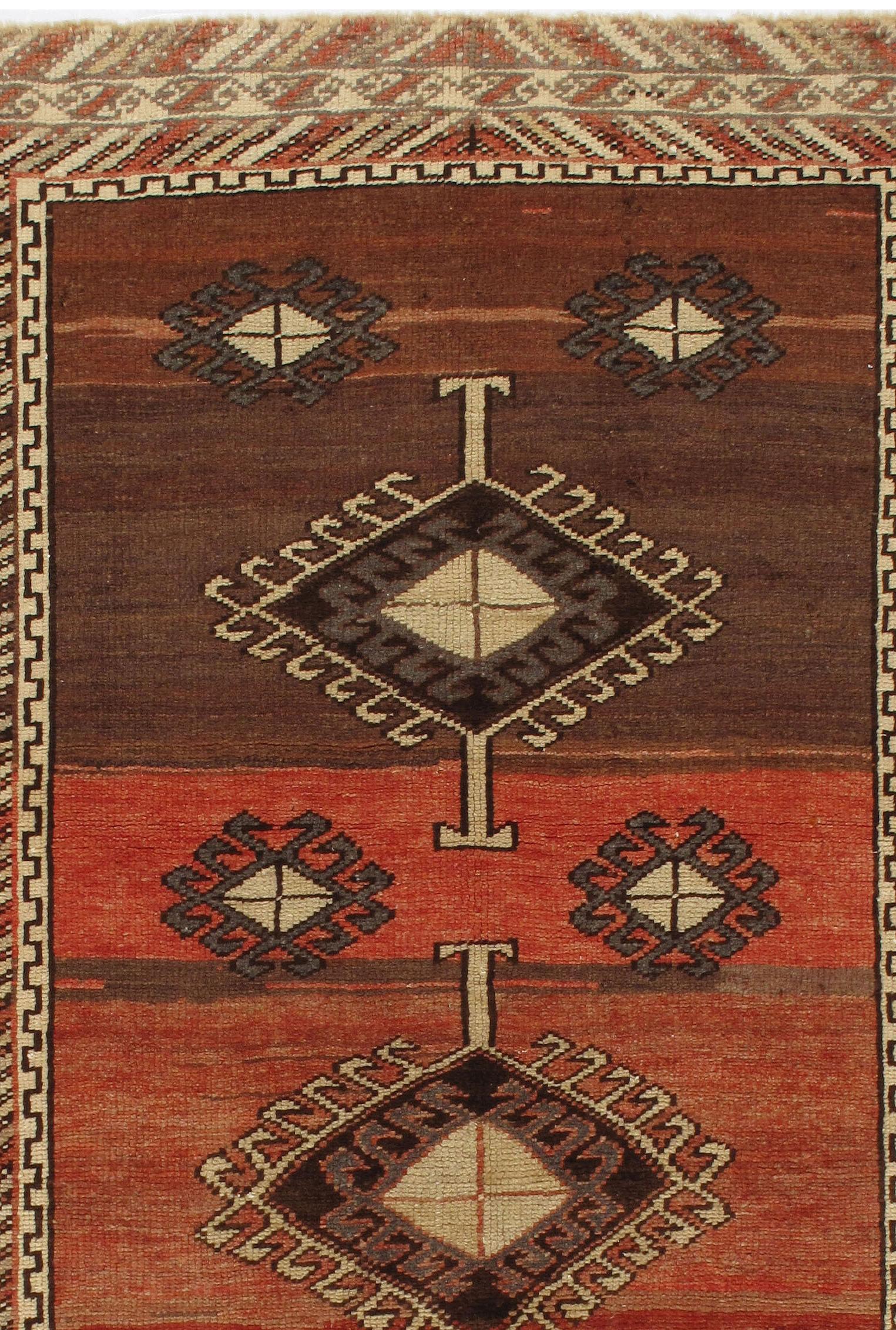 Vintage Turkish Oushak Rug 3'3 X 6'3 For Sale 1