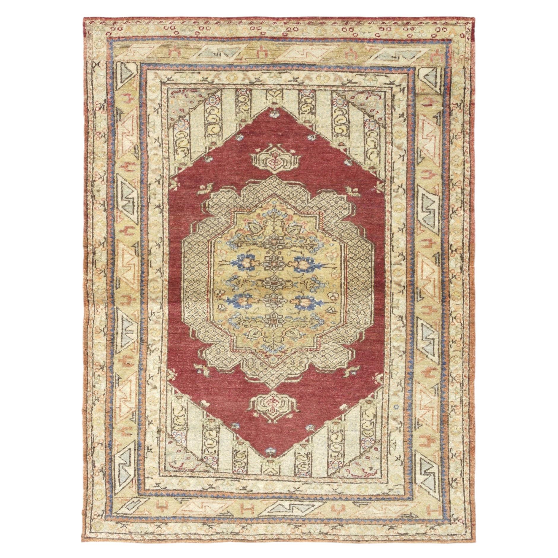 Vintage Turkish Oushak Rug - 4' x 5'2" For Sale