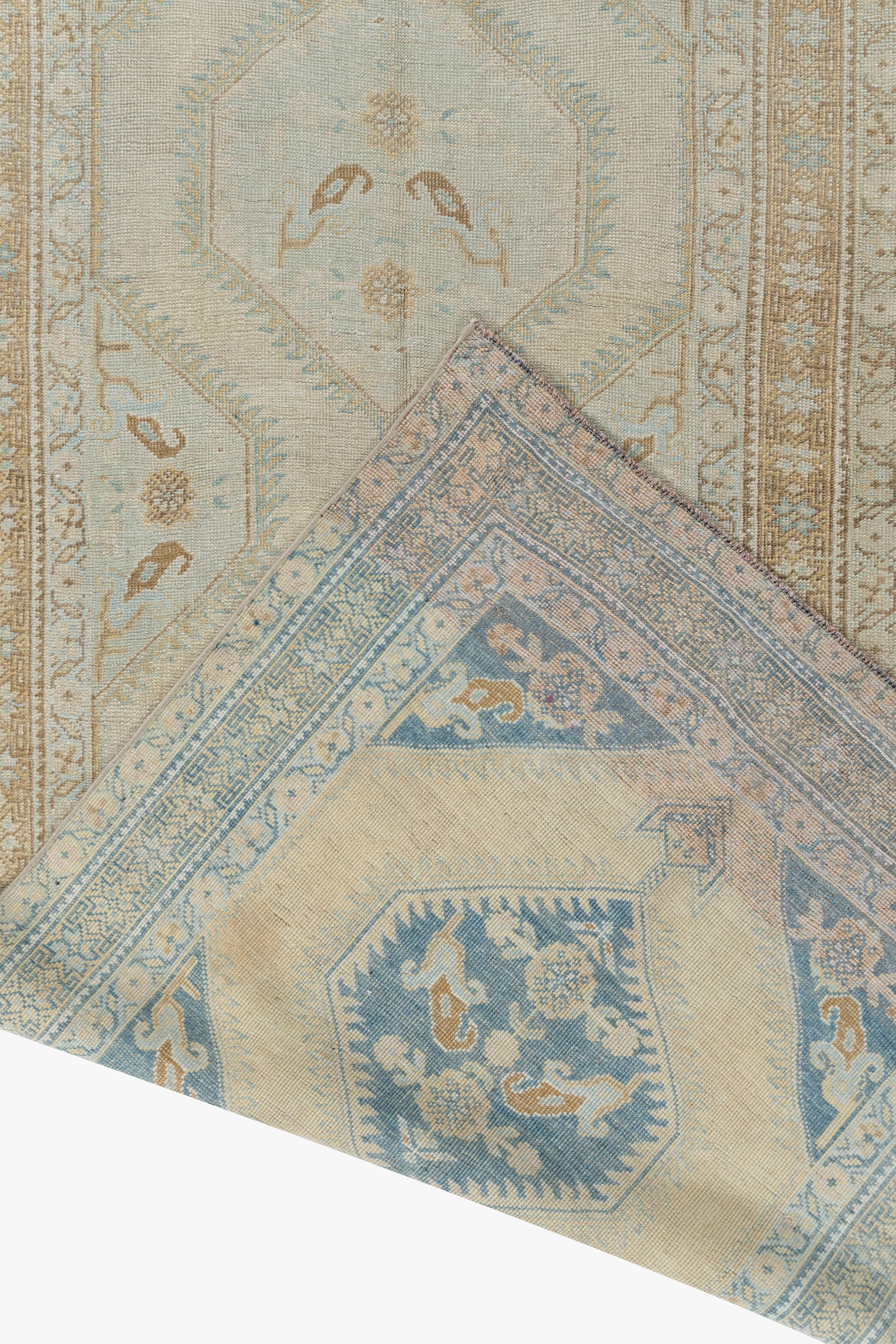 Vintage Turkish Oushak Rug 4'7 x 7'5 In Good Condition For Sale In New York, NY