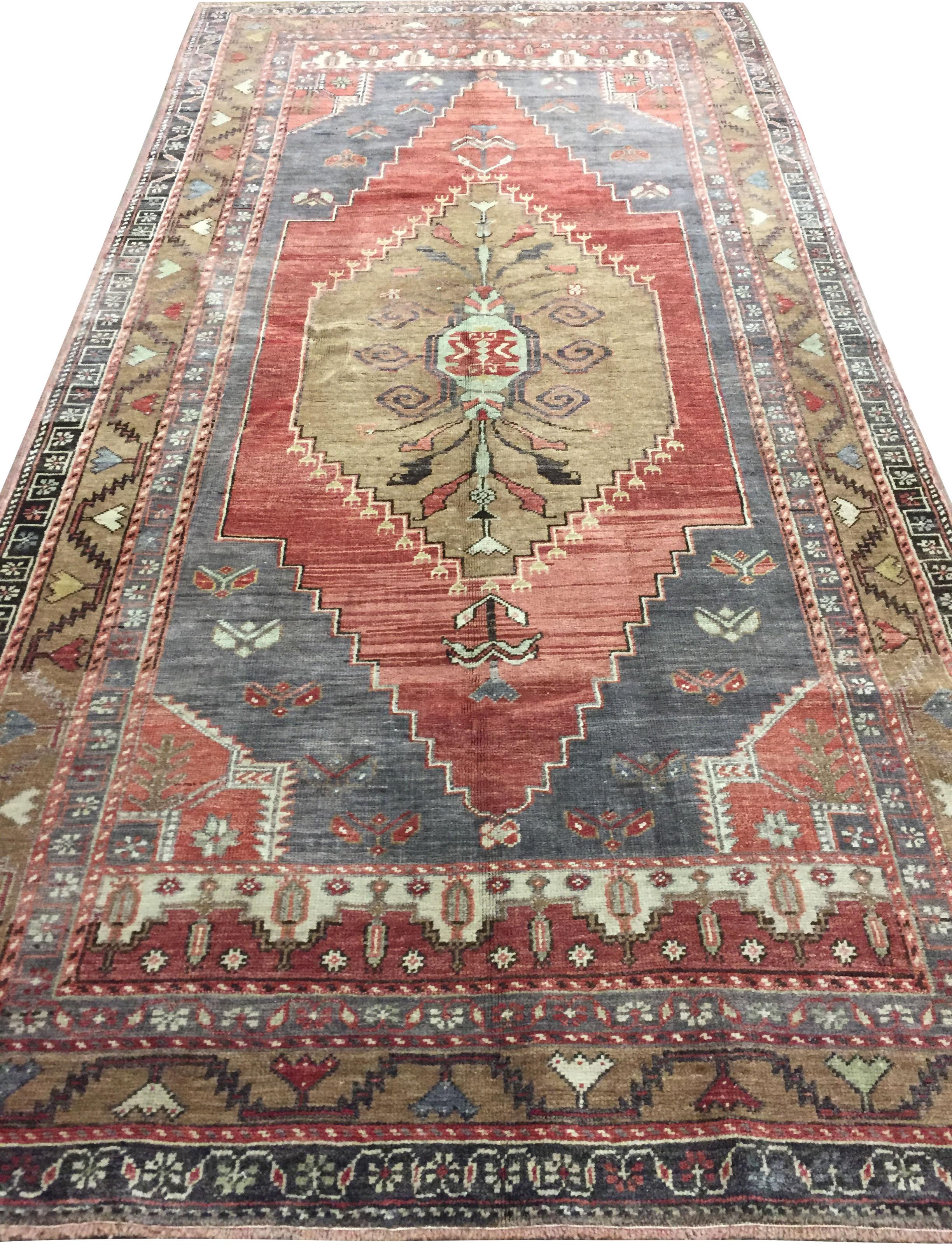 Lana Tappeto turco vintage Oushak  4'7 x 8'7 in vendita