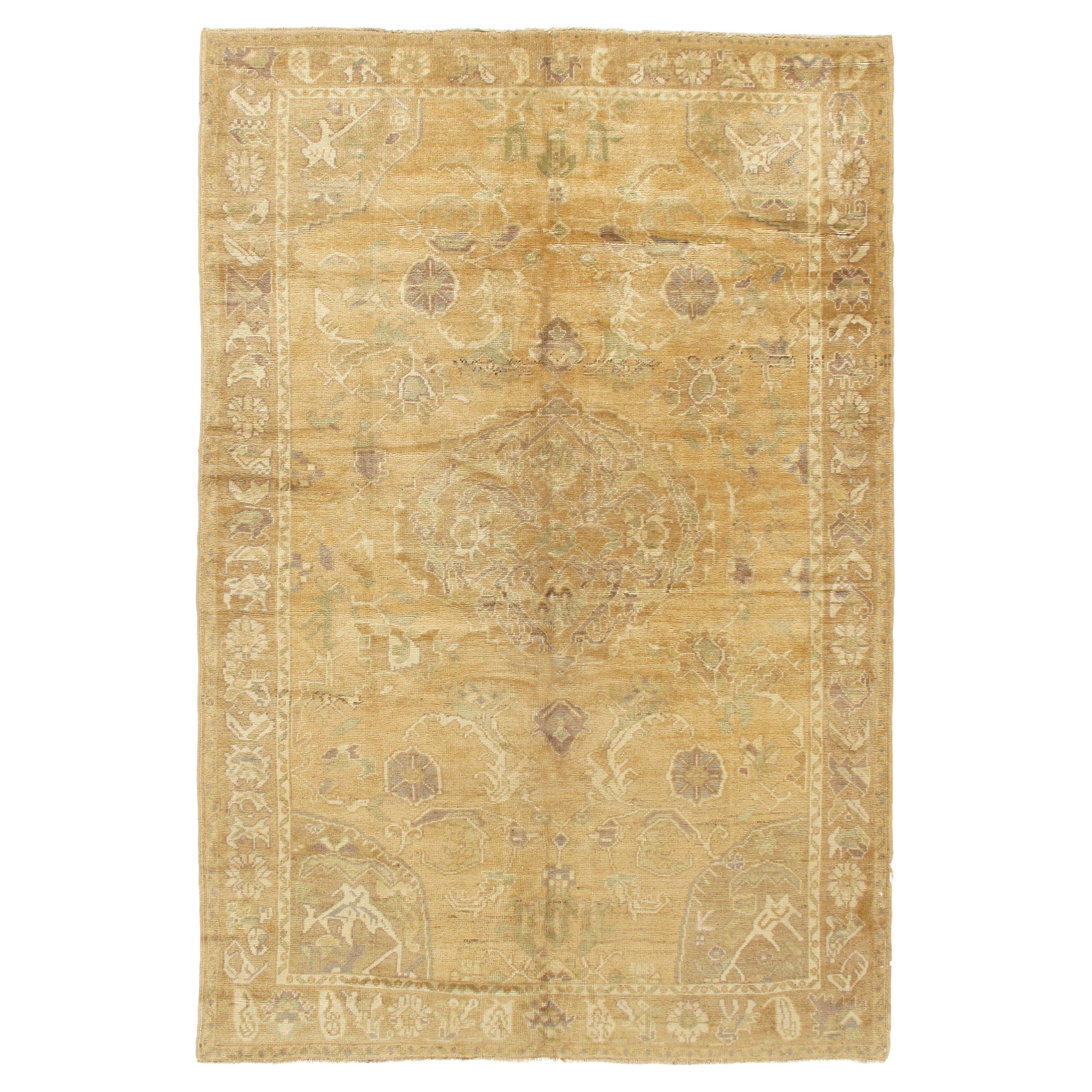 Tapis turc Oushak vintage 5'6 x 8'3