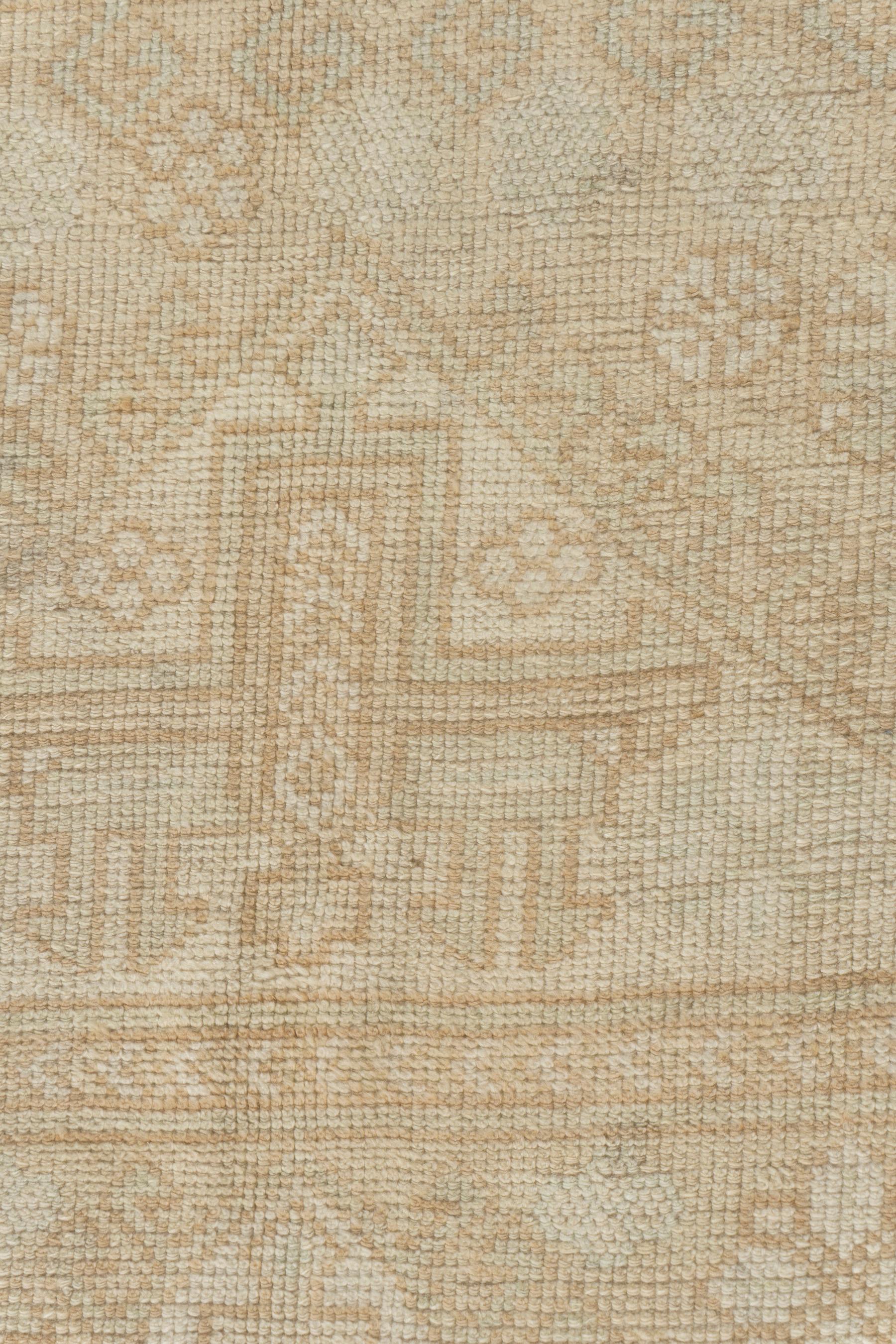 Vintage Circa 1940 Turkish Ivory Beige Oushak Wool Hand Knotted Rug 5'9 X 7'5 For Sale 5