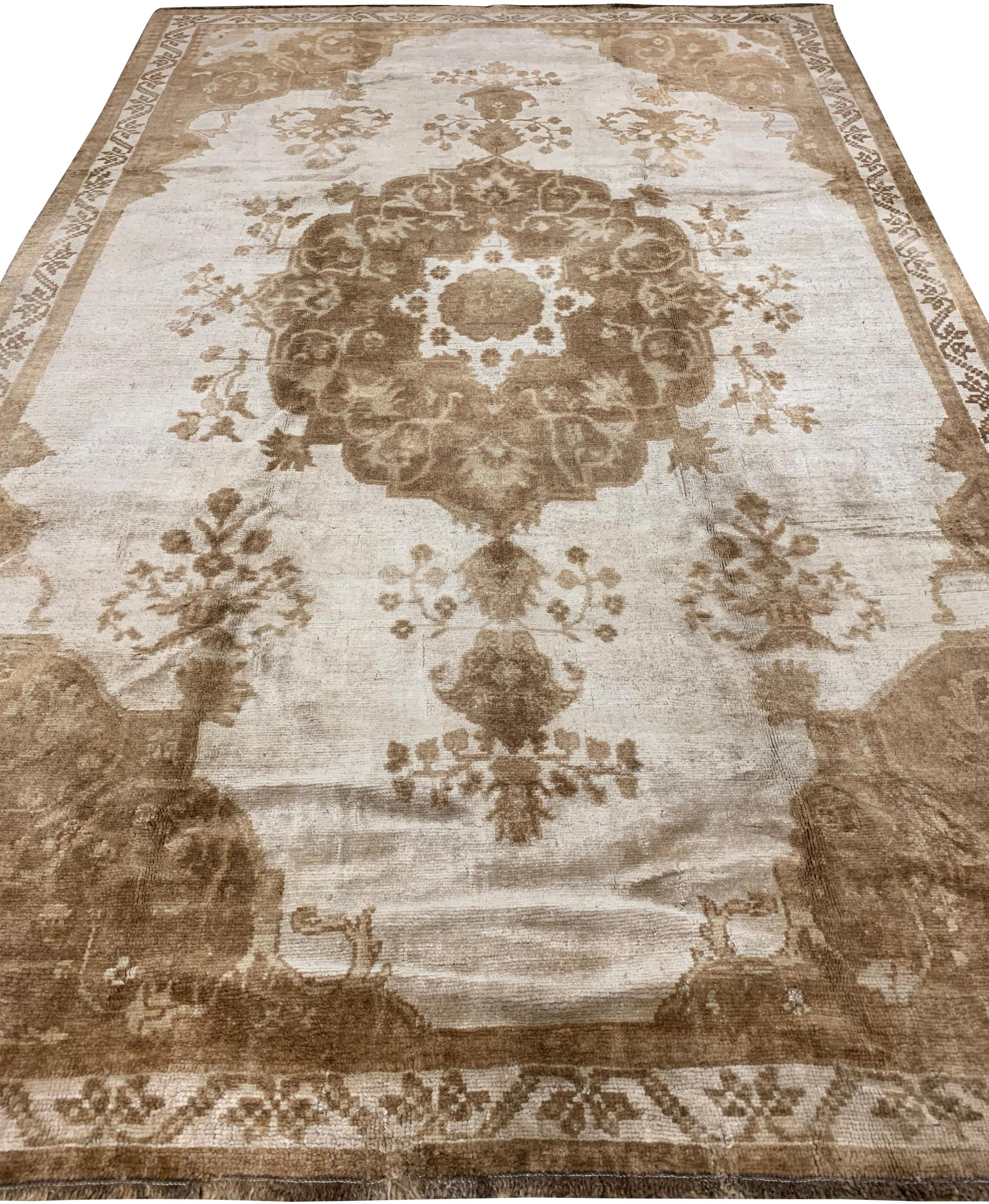 Türkischer Oushak-Teppich im Vintage-Stil, 6'1 x 10'5 im Angebot 1