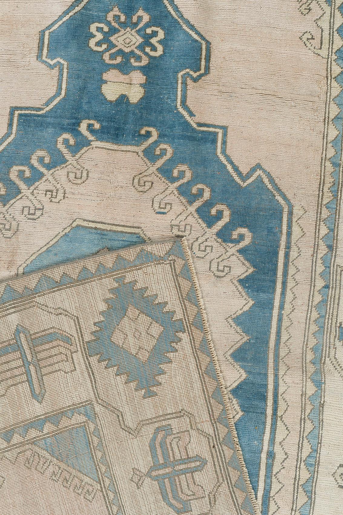 Türkischer Oushak-Teppich im Vintage-Stil 7'5 X 10'4 (20. Jahrhundert) im Angebot