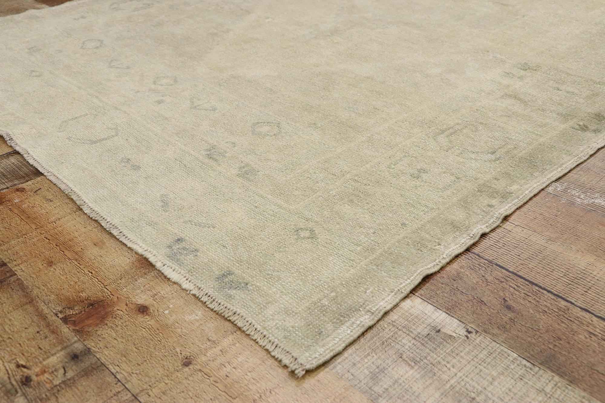 Wool Vintage Turkish Oushak Rug, Calm Cohesion Meets Easygoing Elegance For Sale