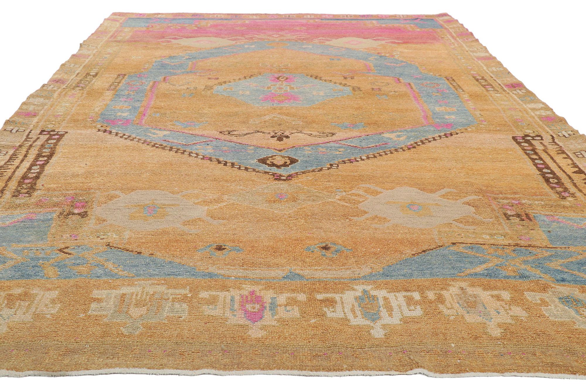 Vintage Turkish Oushak Rug, Colorfully Curated Meets Global Chic In Good Condition For Sale In Dallas, TX