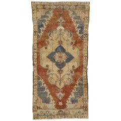 Tappeto Oushak turco vintage, lo stile artigianale incontra quello provinciale francese