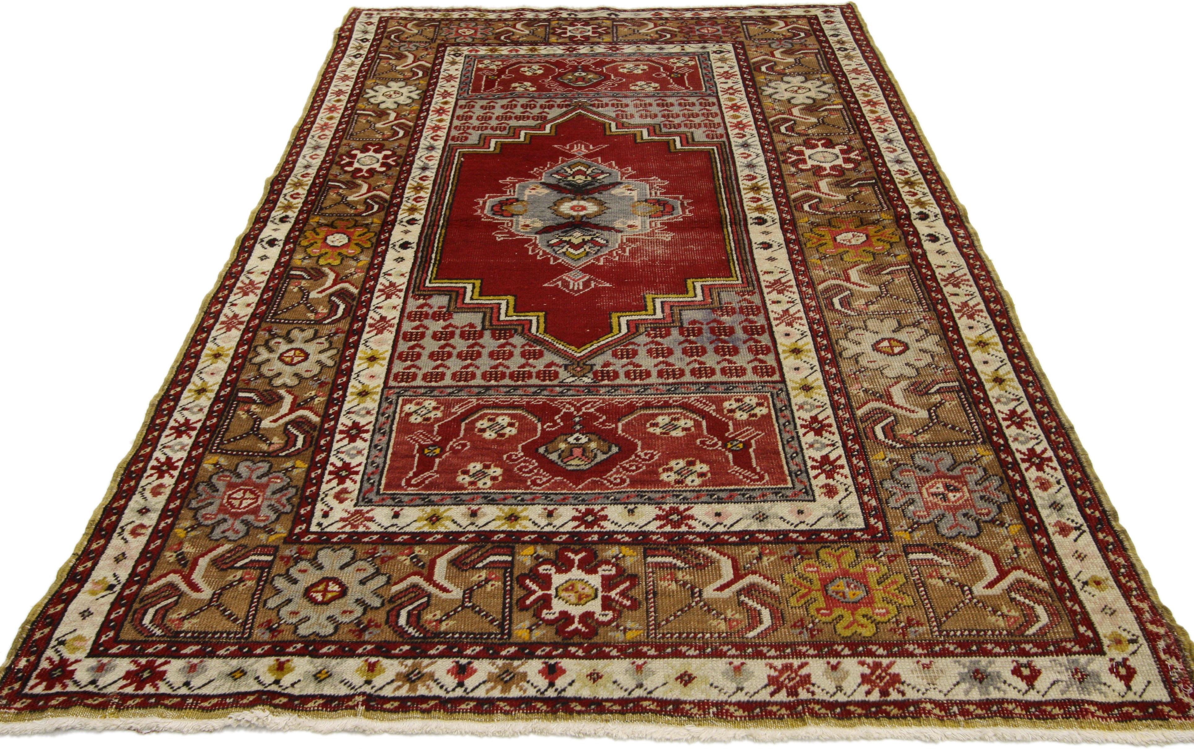 73869, vintage Turkish Oushak rug entry or foyer rug 03'06 x 05'08. This vintage Turkish Oushak rug features a modern traditional style. Immersed in Anatolian history and refined colors, this vintage Turkish Oushak rug combines simplicity with