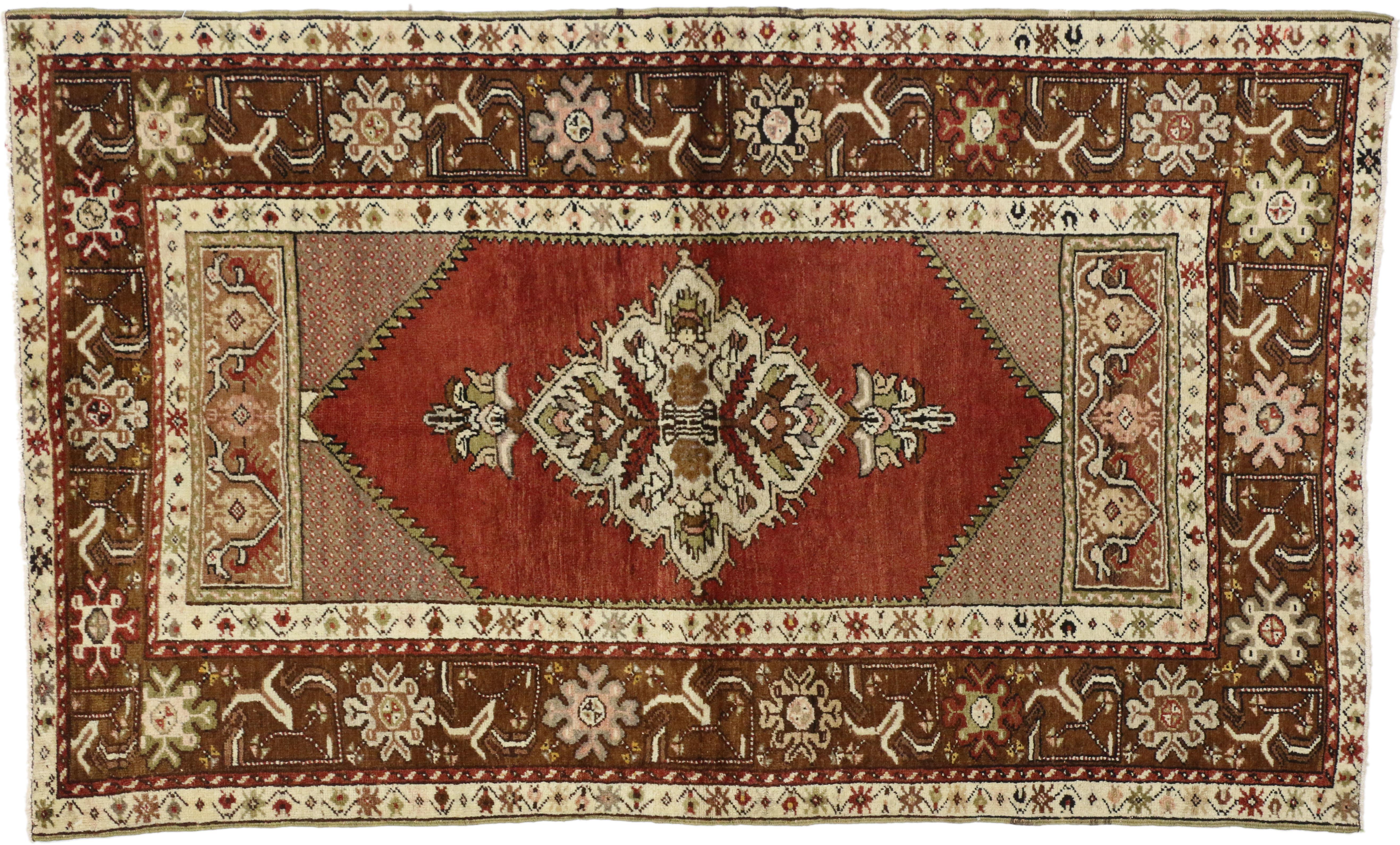 20th Century Vintage Turkish Oushak Rug, Entry or Foyer Rug For Sale