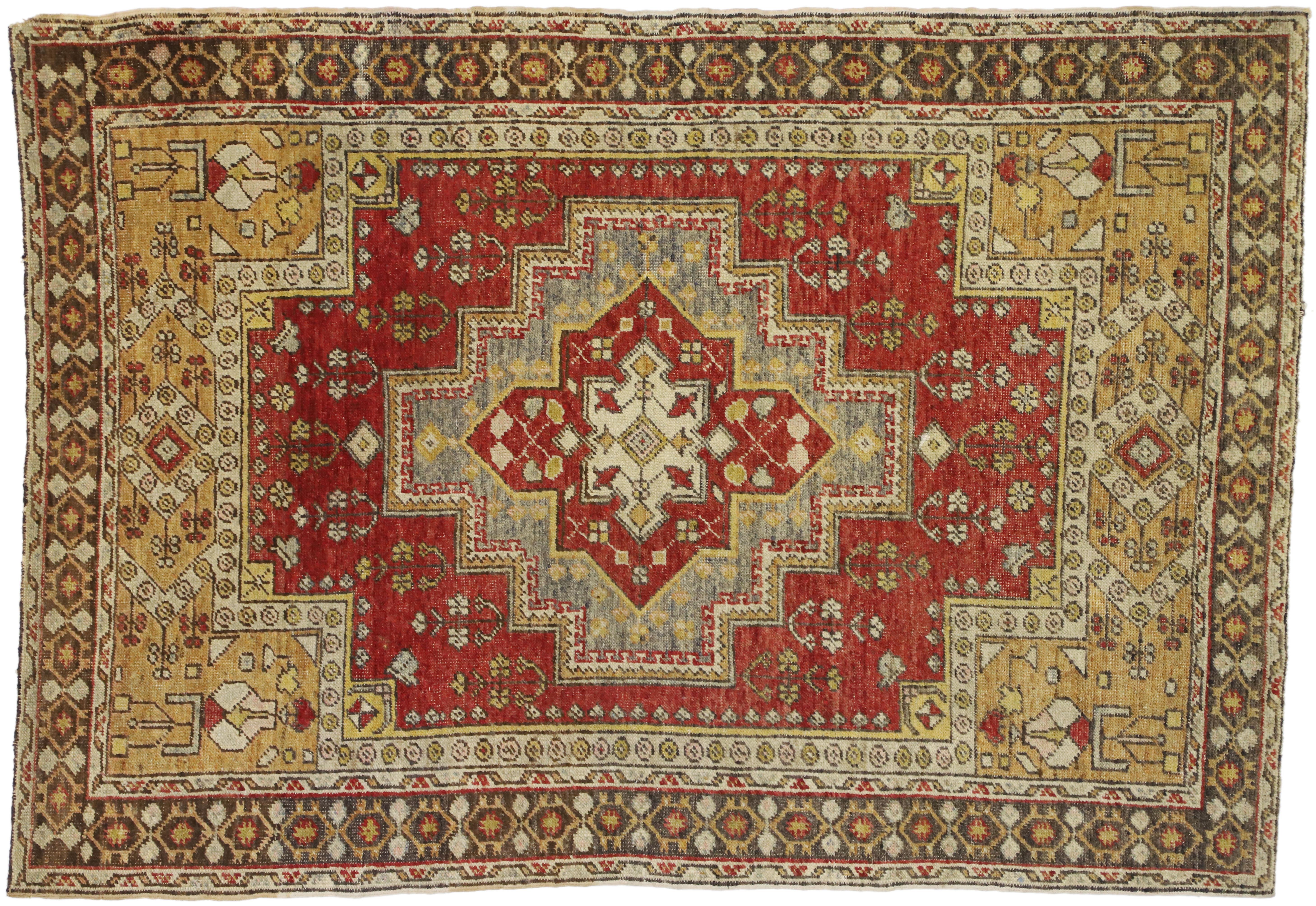 Vintage Turkish Oushak Rug for Entry, Kitchen, Foyer, or Bathroom For Sale 3