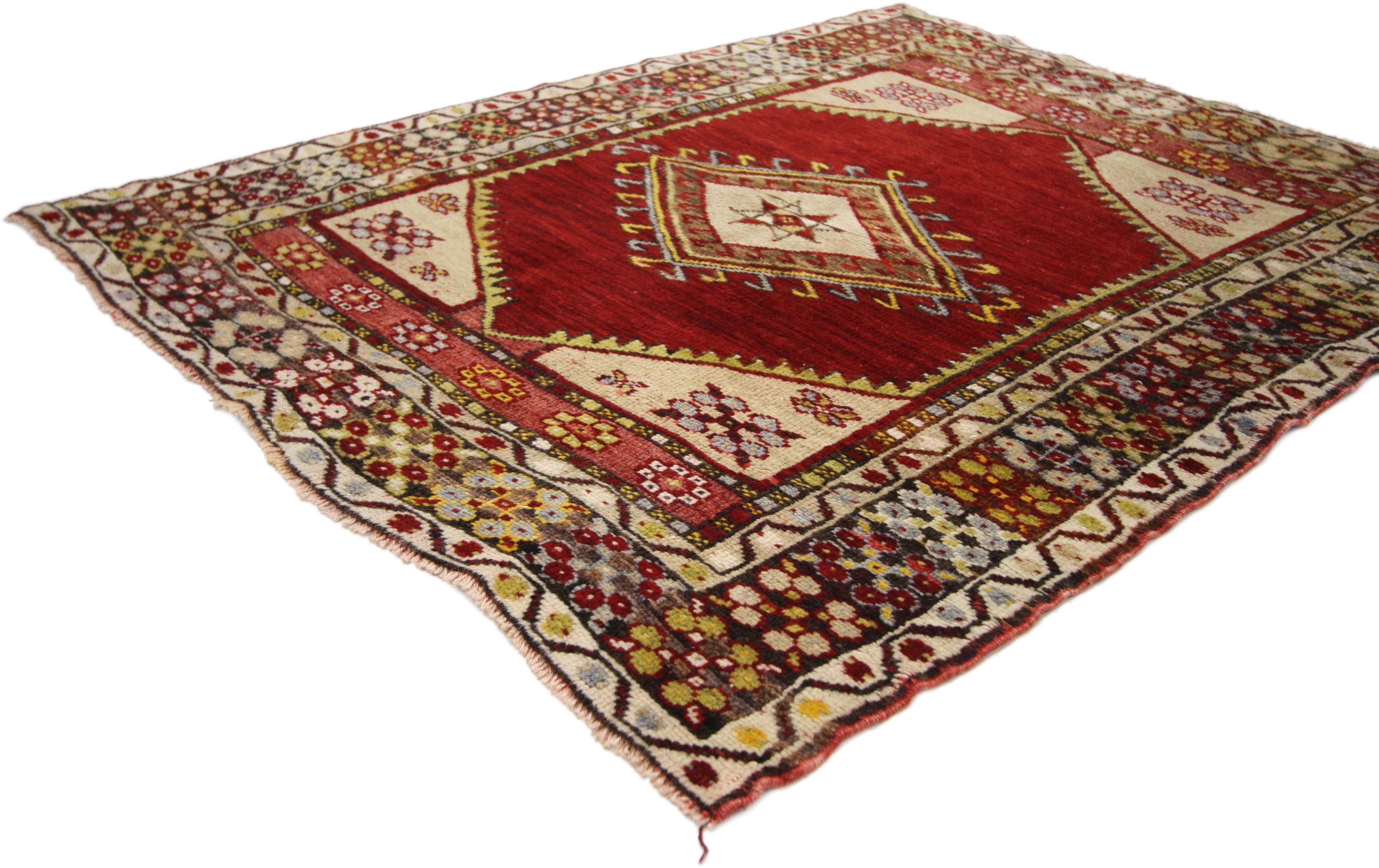 52321 Vintage Turkish Oushak Rug, 03'05 x 04'00.
Emanating modern style with incredible detail and texture, this vintage Turkish Oushak rug is a captivating vision of woven beauty. Immersed in Anatolian history and a refined color palette, this