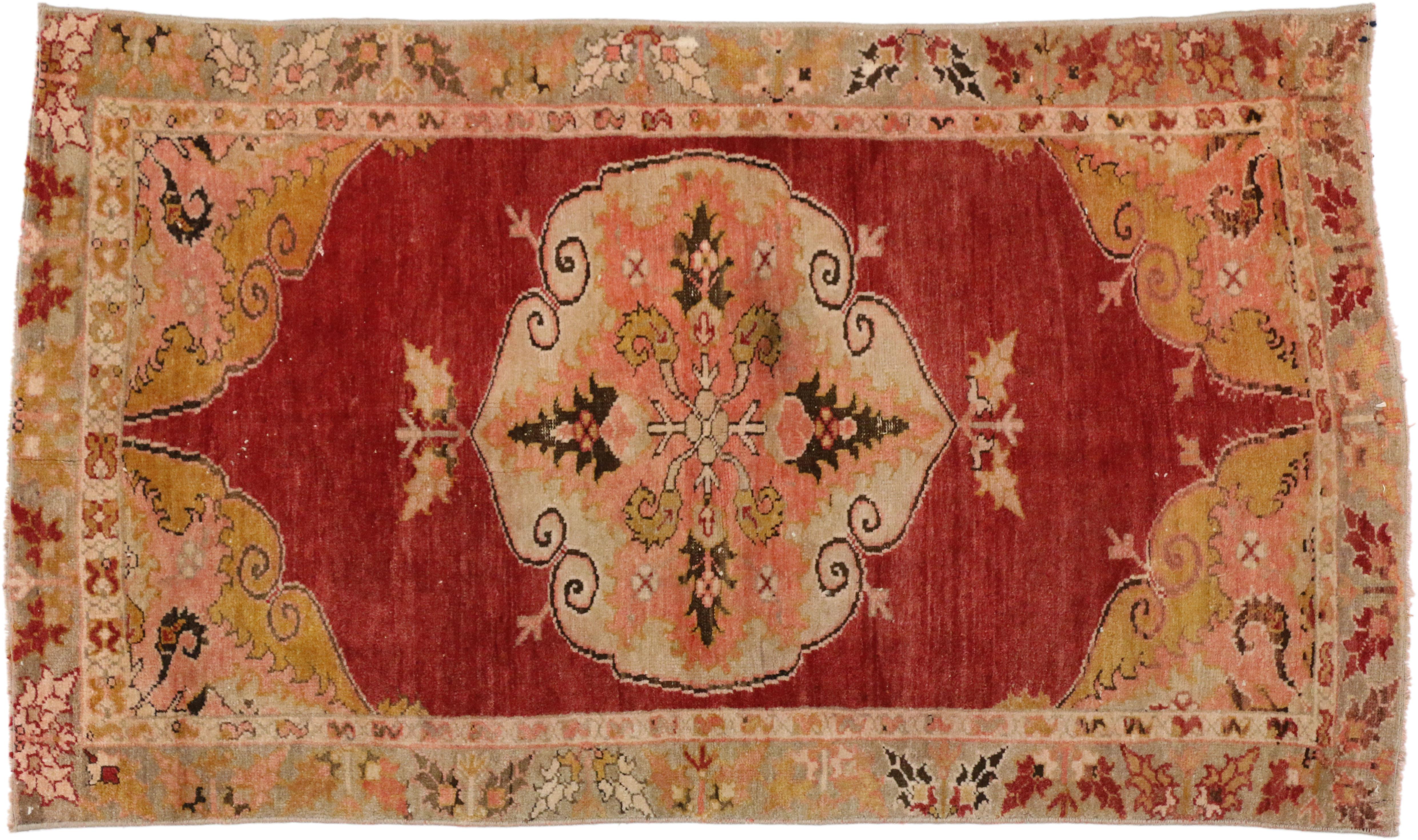 20ième siècle Tapis turc vintage d'Oushak pour la cuisine, la salle de bains, le foyer ou l'entrée en vente