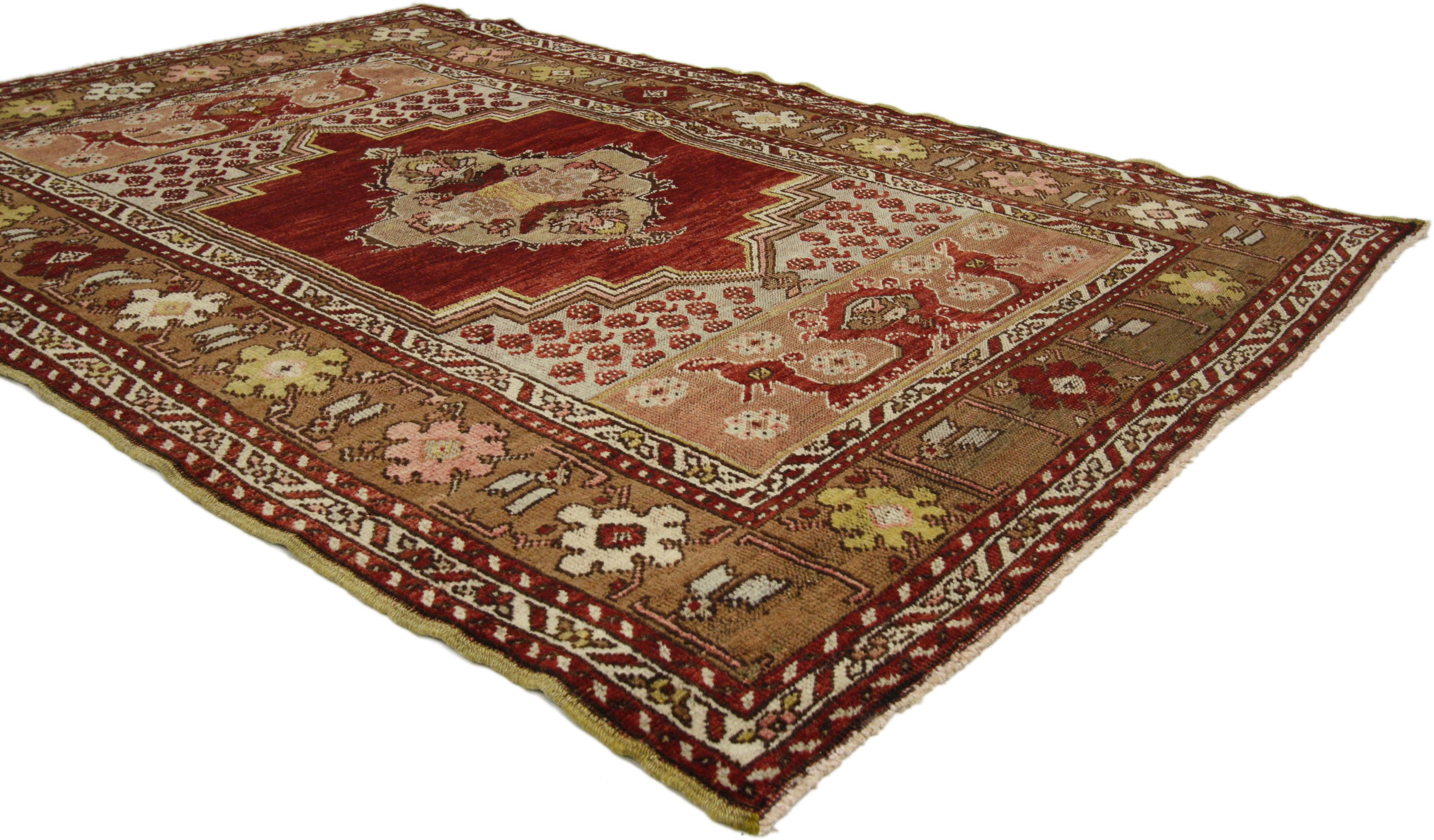 50077, vintage Turkish Oushak rug for kitchen, bathroom, foyer or entry rug. This vintage Turkish Oushak rug features a modern traditional style. Immersed in Anatolian history and refined colors, this vintage Oushak rug combines simplicity with