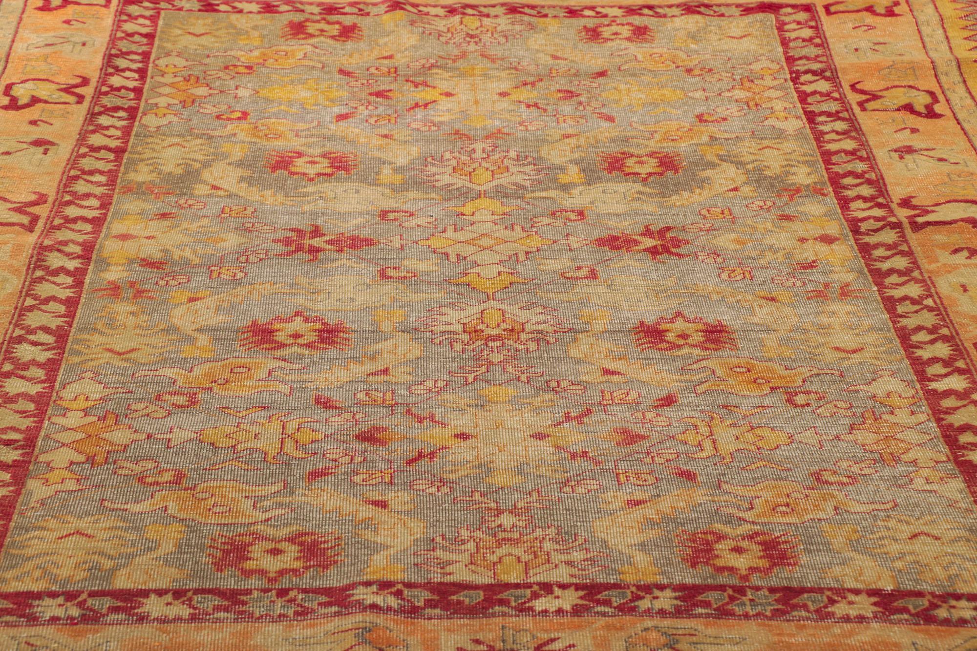Vintage Turkish Oushak Rug, Rustic Sensibility Meets Weathered Finesse In Distressed Condition For Sale In Dallas, TX
