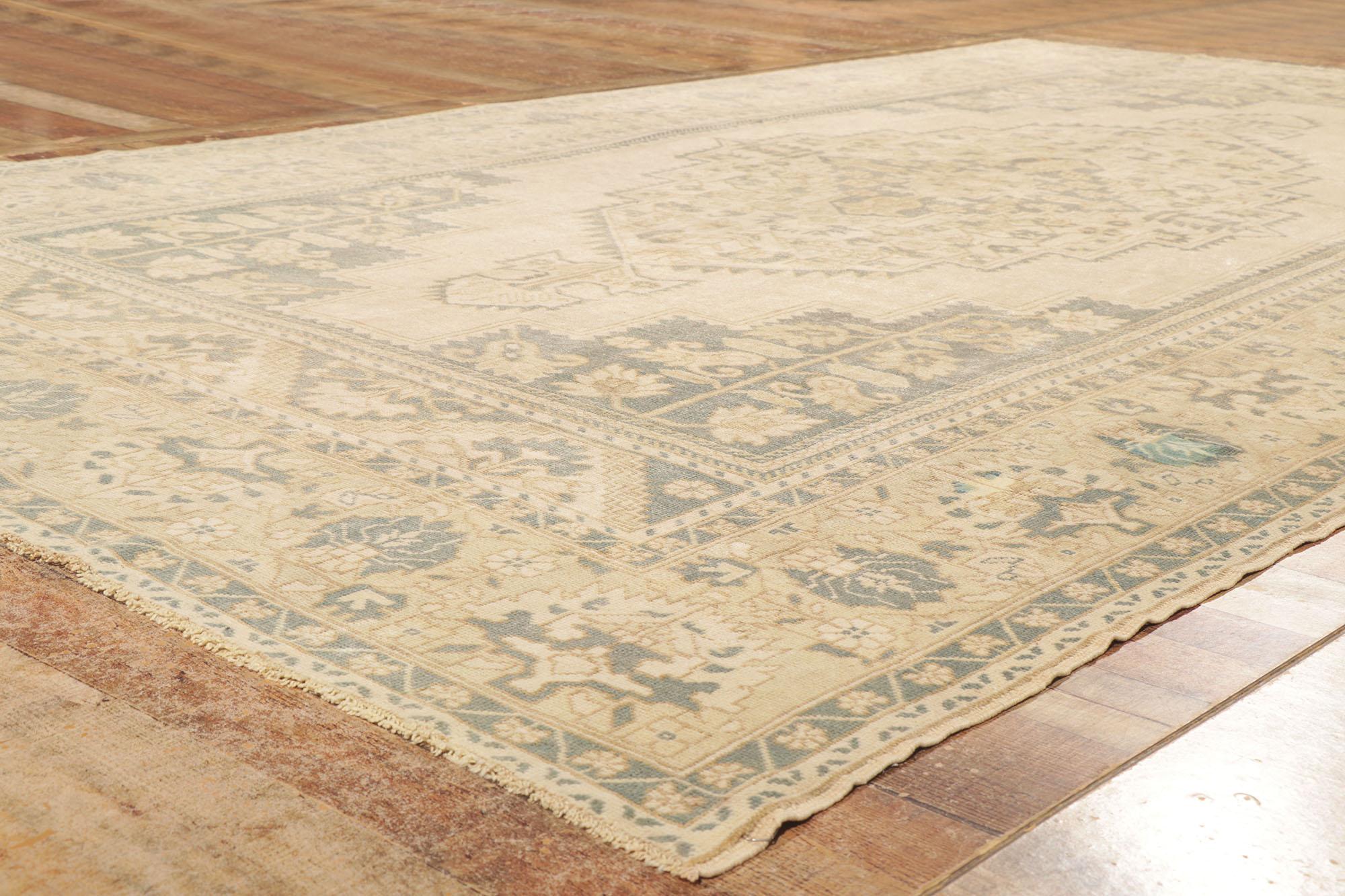 Wool Vintage Turkish Oushak Rug Soft Earth-Tone Colors For Sale