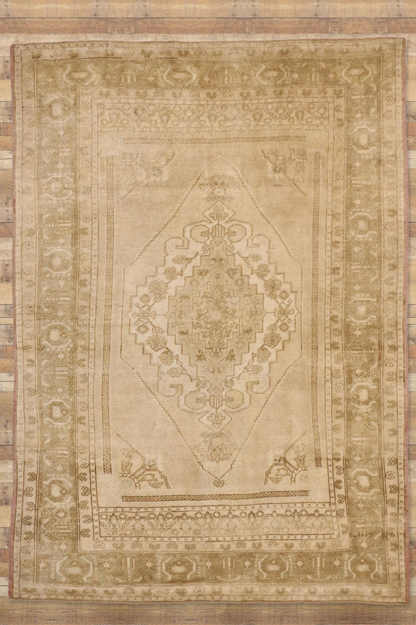 Wool Vintage Turkish Oushak Rug For Sale