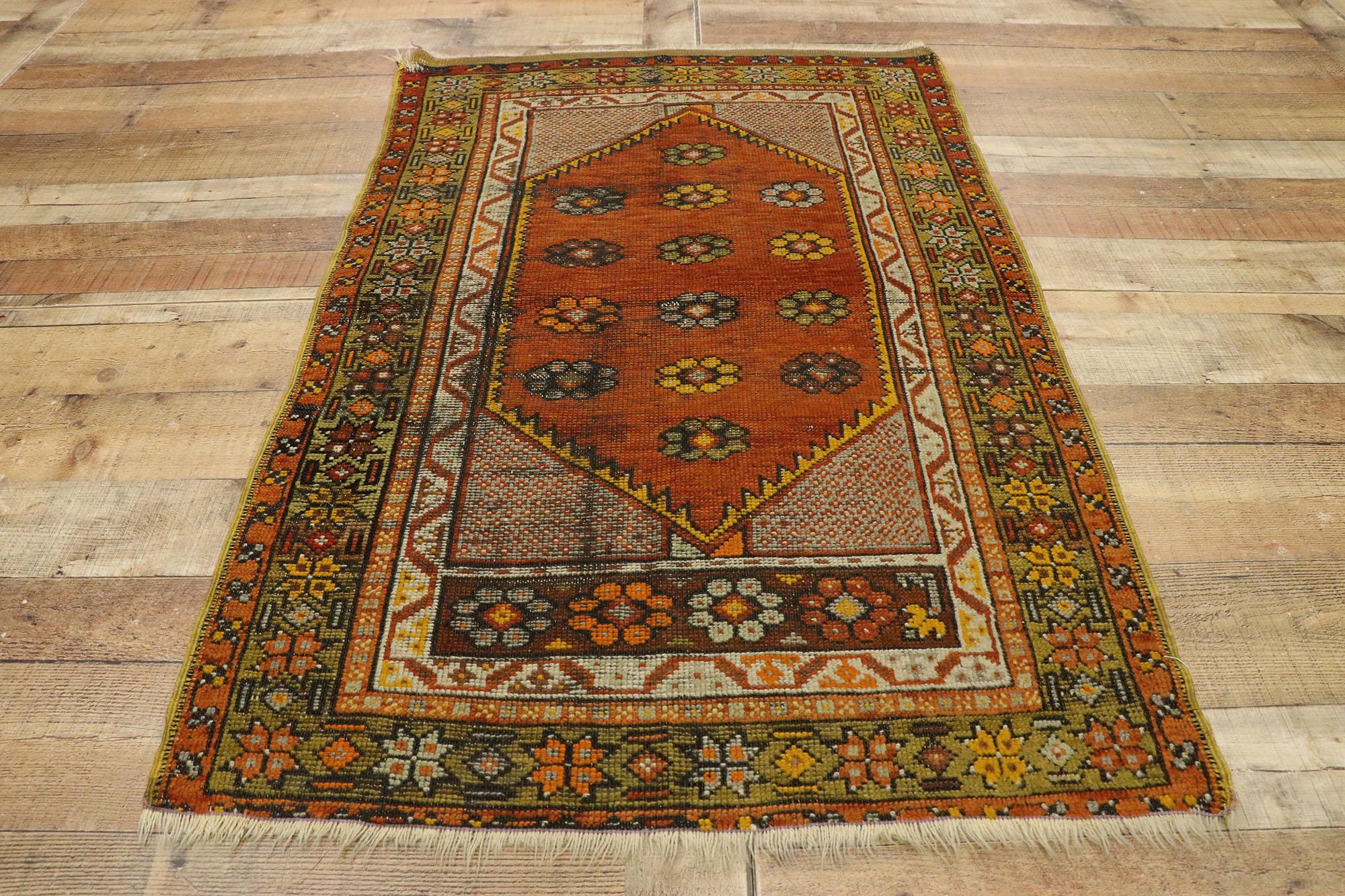 Vintage Turkish Oushak Rug For Sale 1