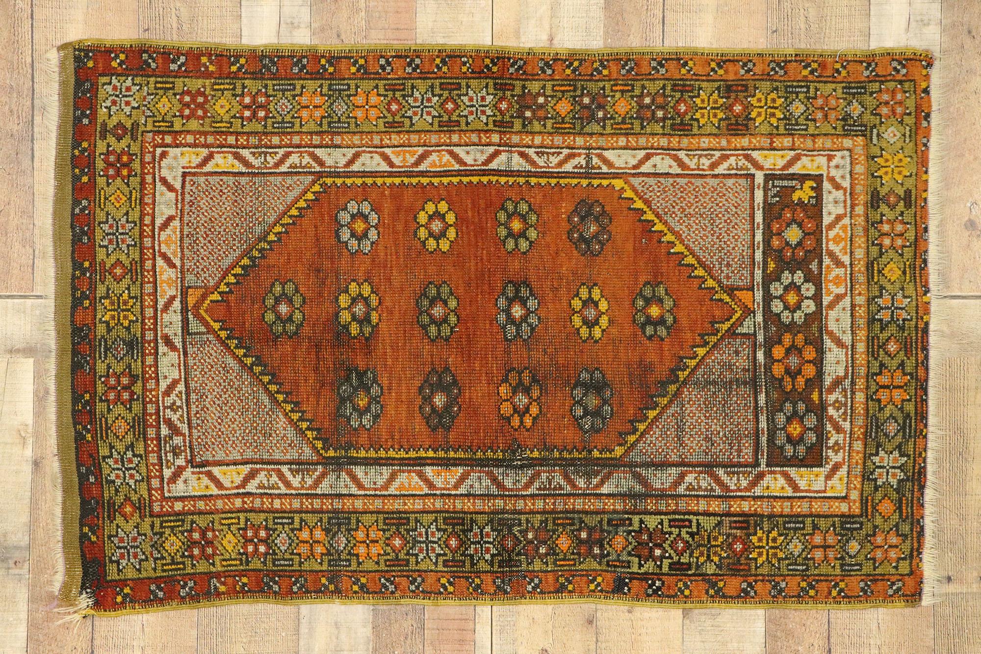 Vintage Turkish Oushak Rug For Sale 2