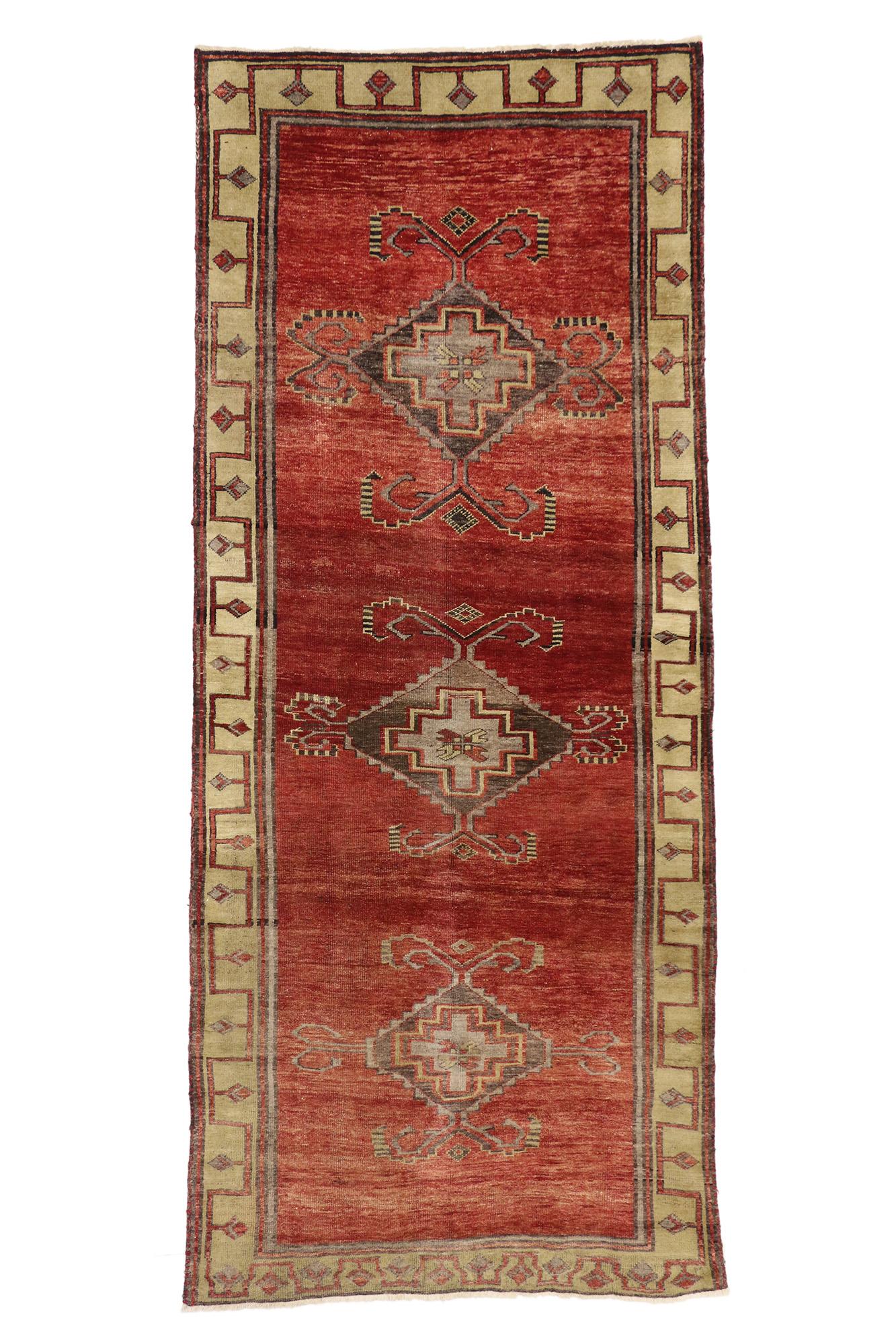 Vintage Turkish Oushak Rug For Sale 2