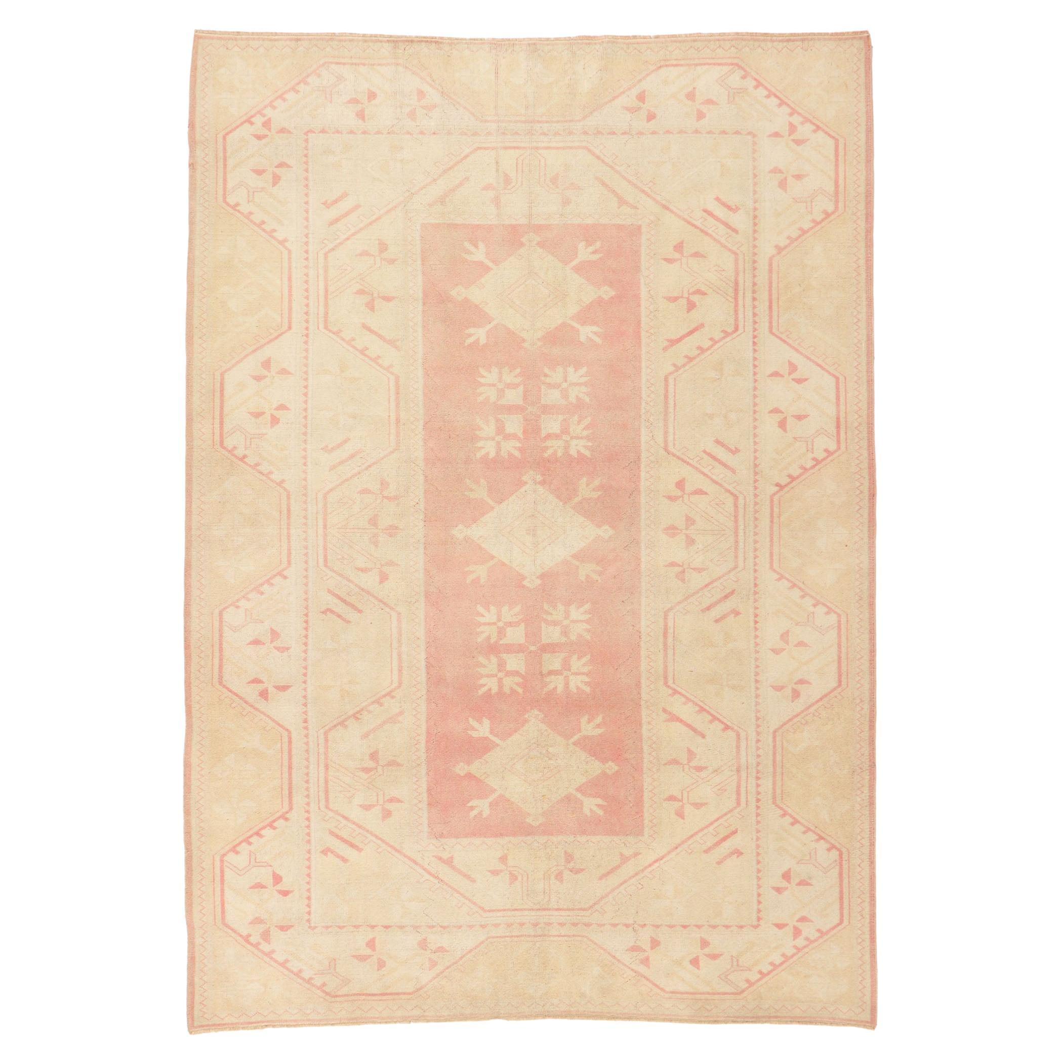 Vintage Turkish Oushak Rug, Traditional Sensibililty Meets Relaxed Refinement